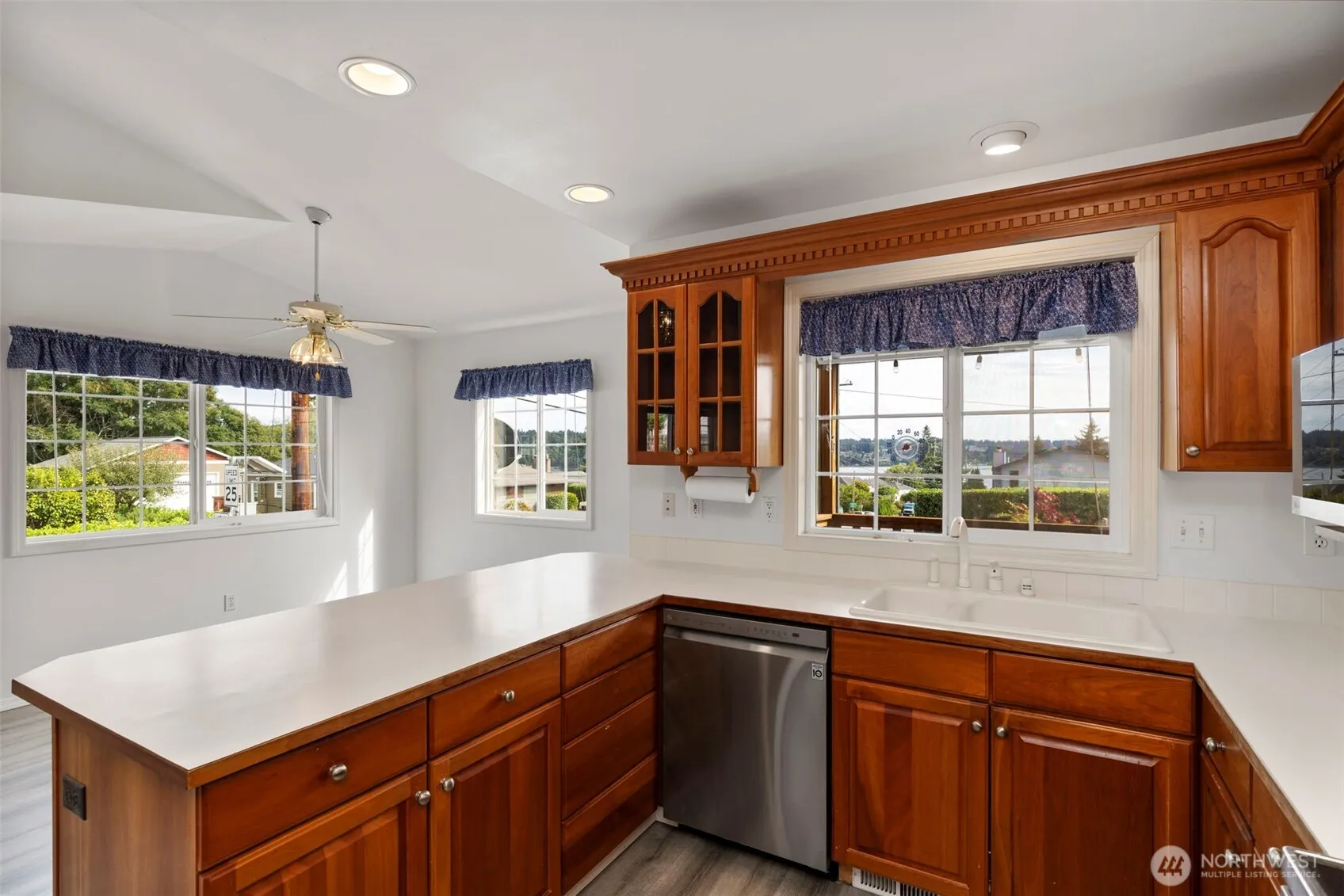 Property photo for 1315 Trenton Avenue, Bremerton photo 5
