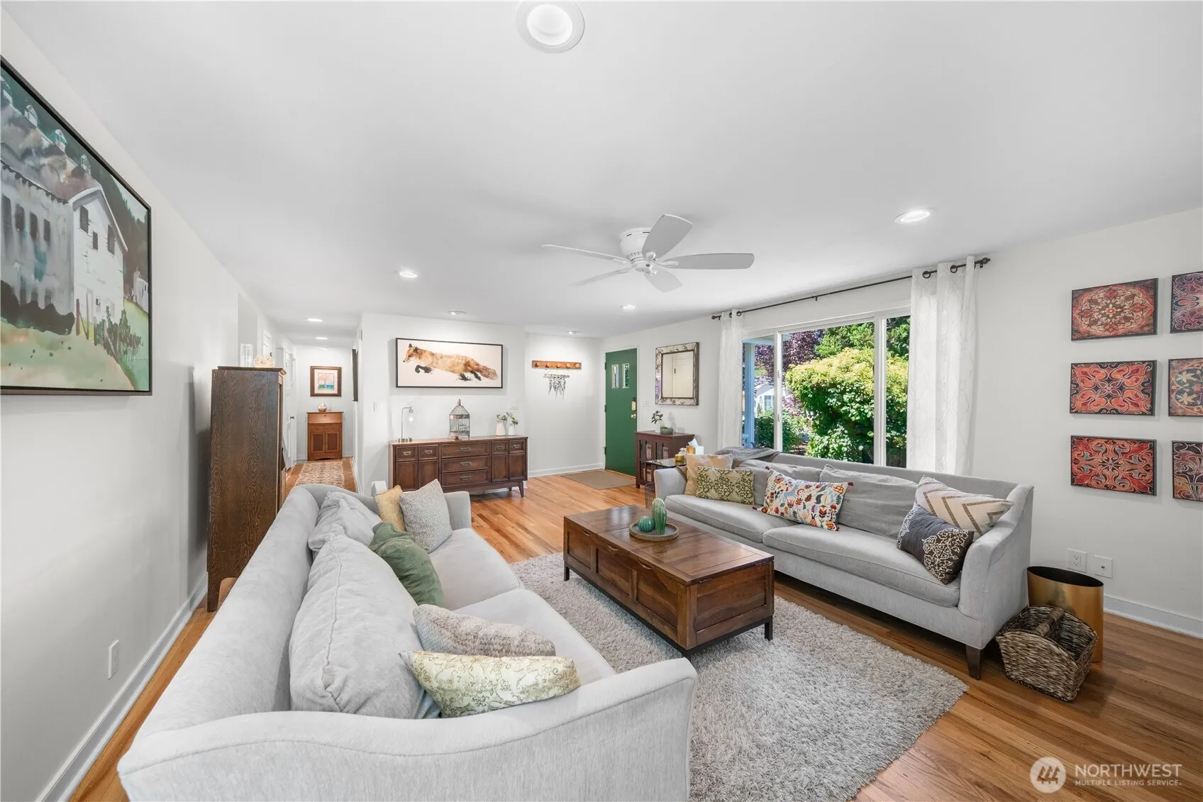 Property photo for 5717 Ne 57th Street, Seattle photo 4