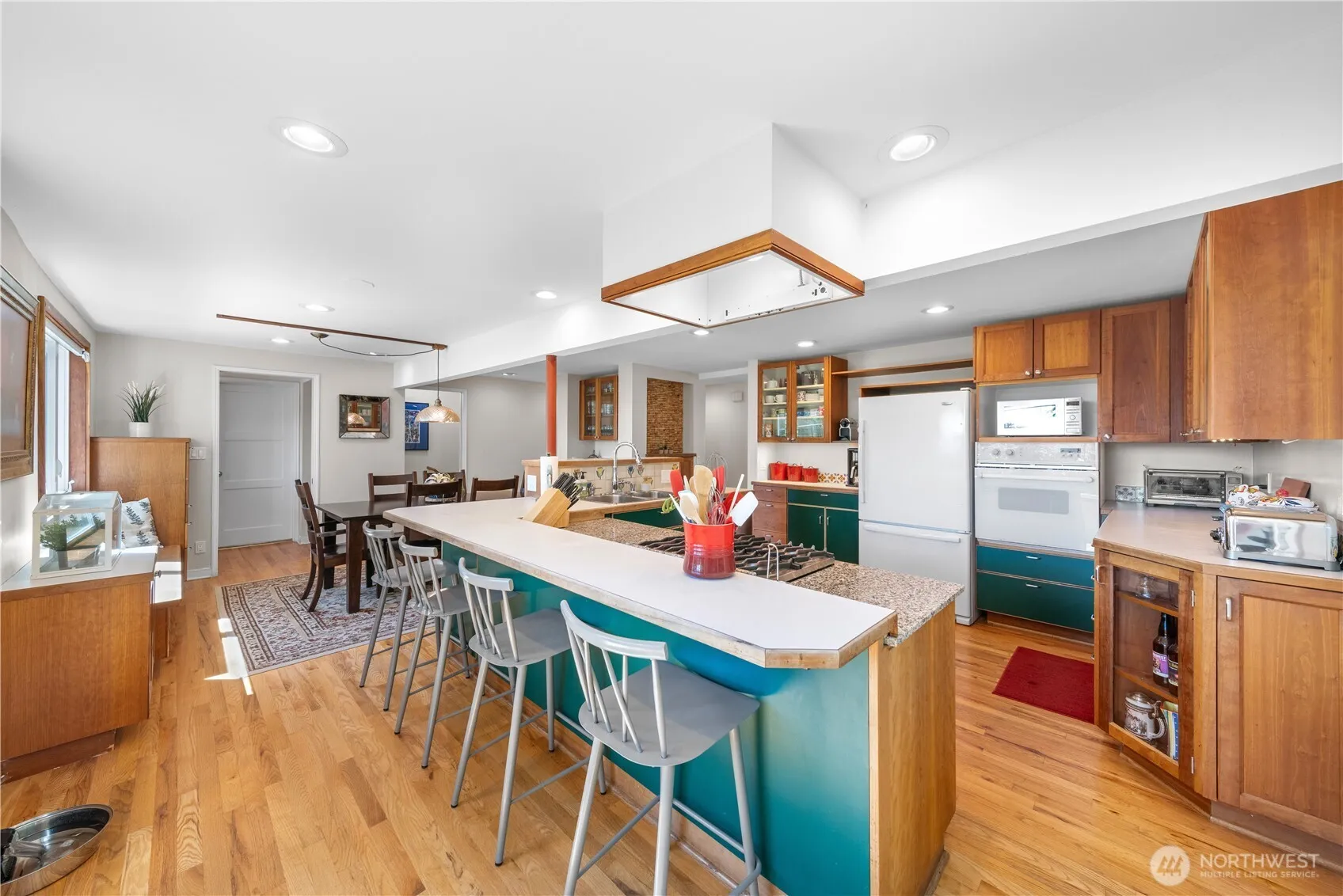 Property photo for 5717 Ne 57th Street, Seattle photo 5
