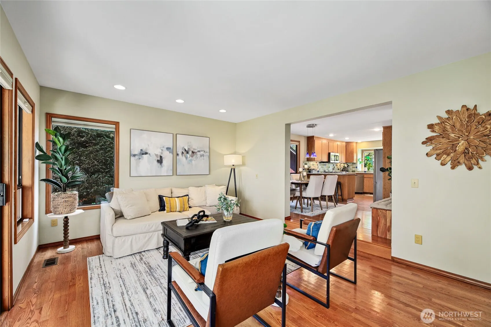 Property photo for 4033 55th Avenue Sw, Seattle photo 5