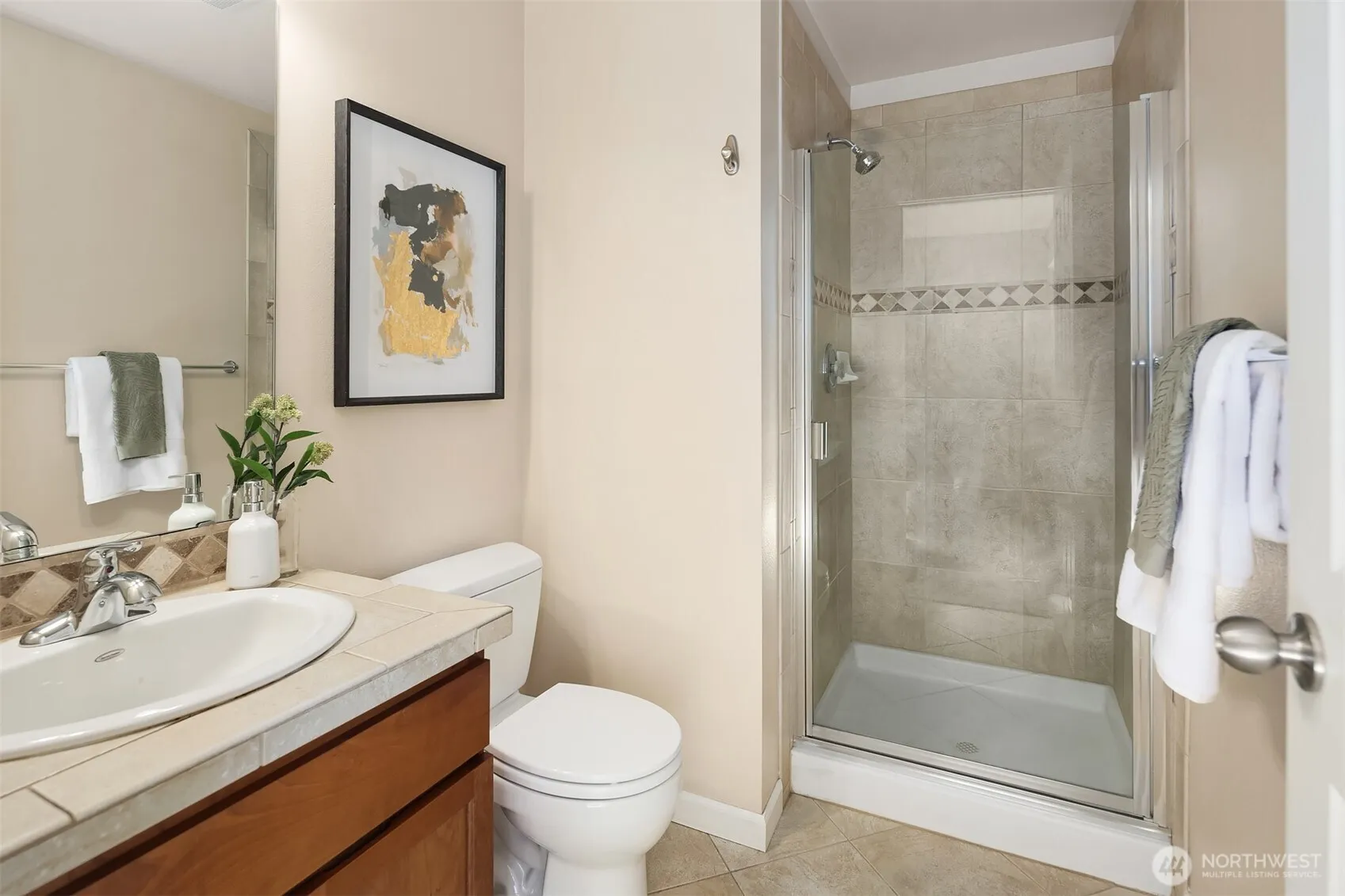 Property photo for 856 Ne 91st Street #a, Seattle photo 4