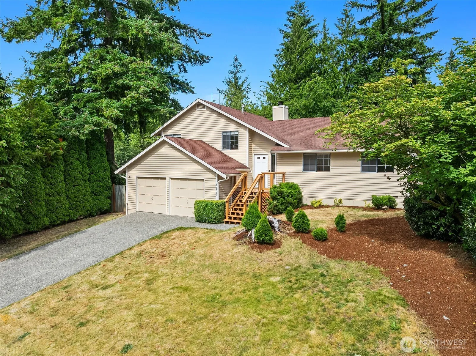 Property photo for 23031 20th Avenue Se, Bothell photo 2