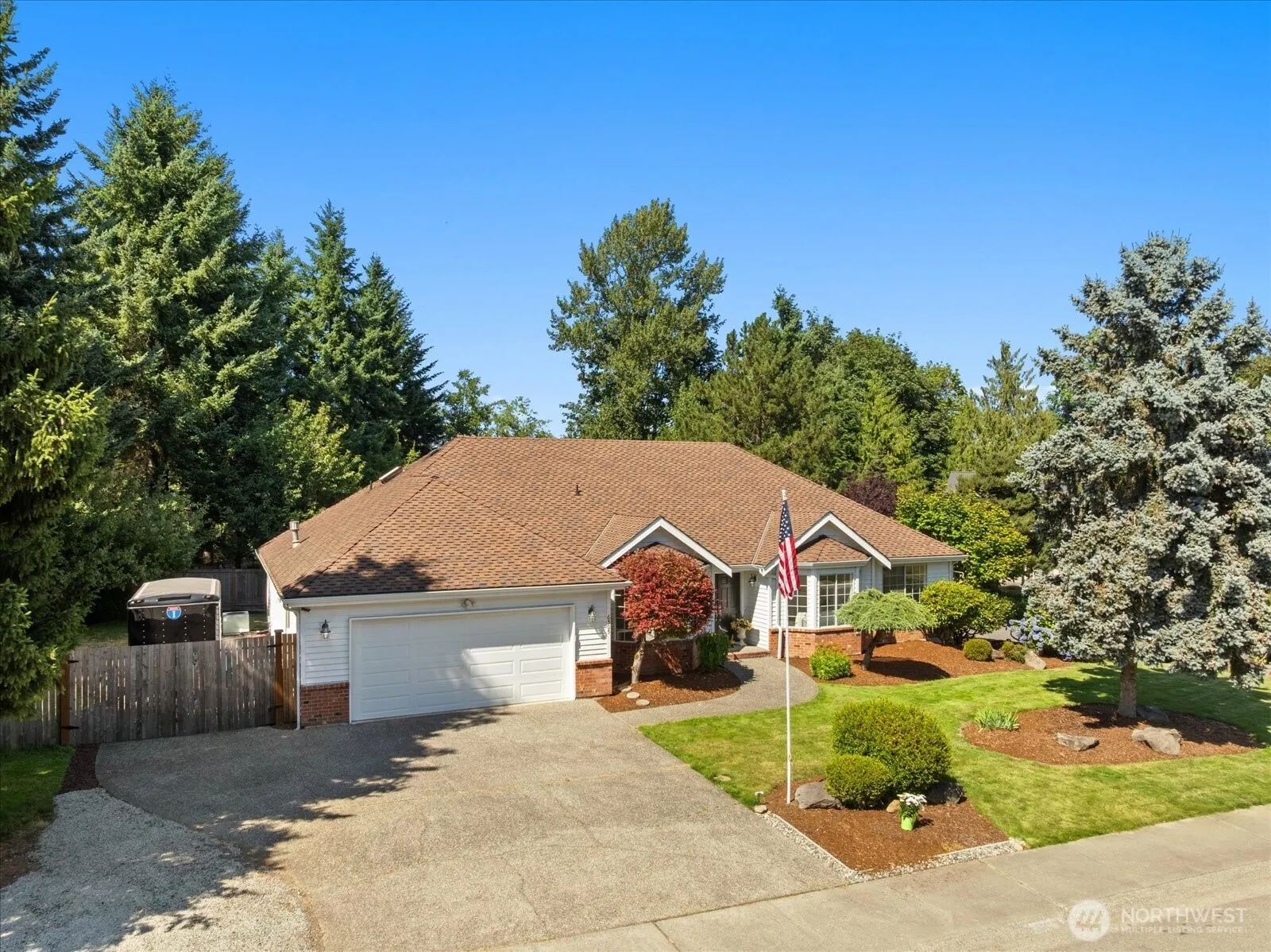 Property photo for 6505 Cascade Drive Se, Snohomish photo 2