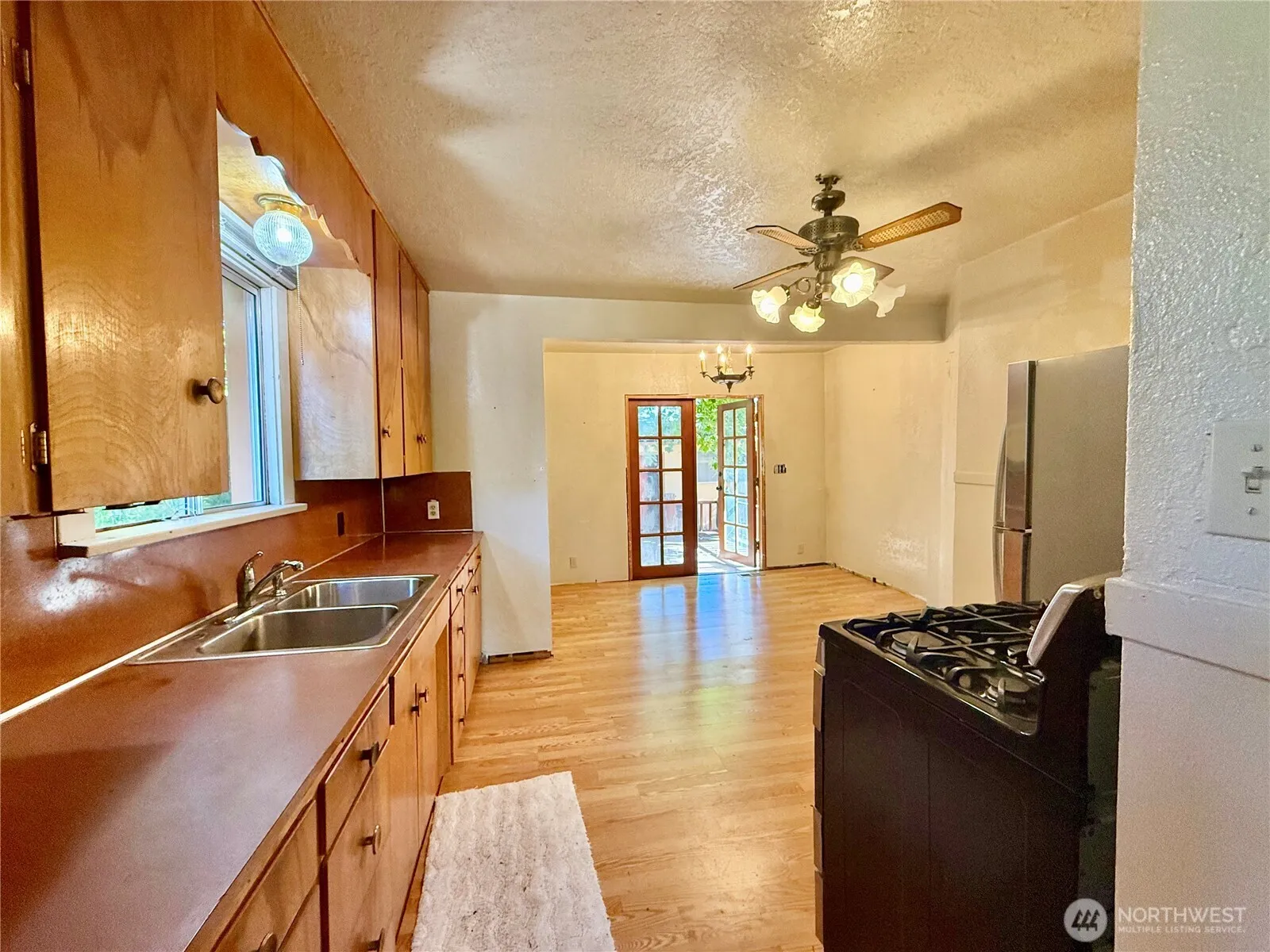 Property photo for 229 S 47th Street, Tacoma photo 5