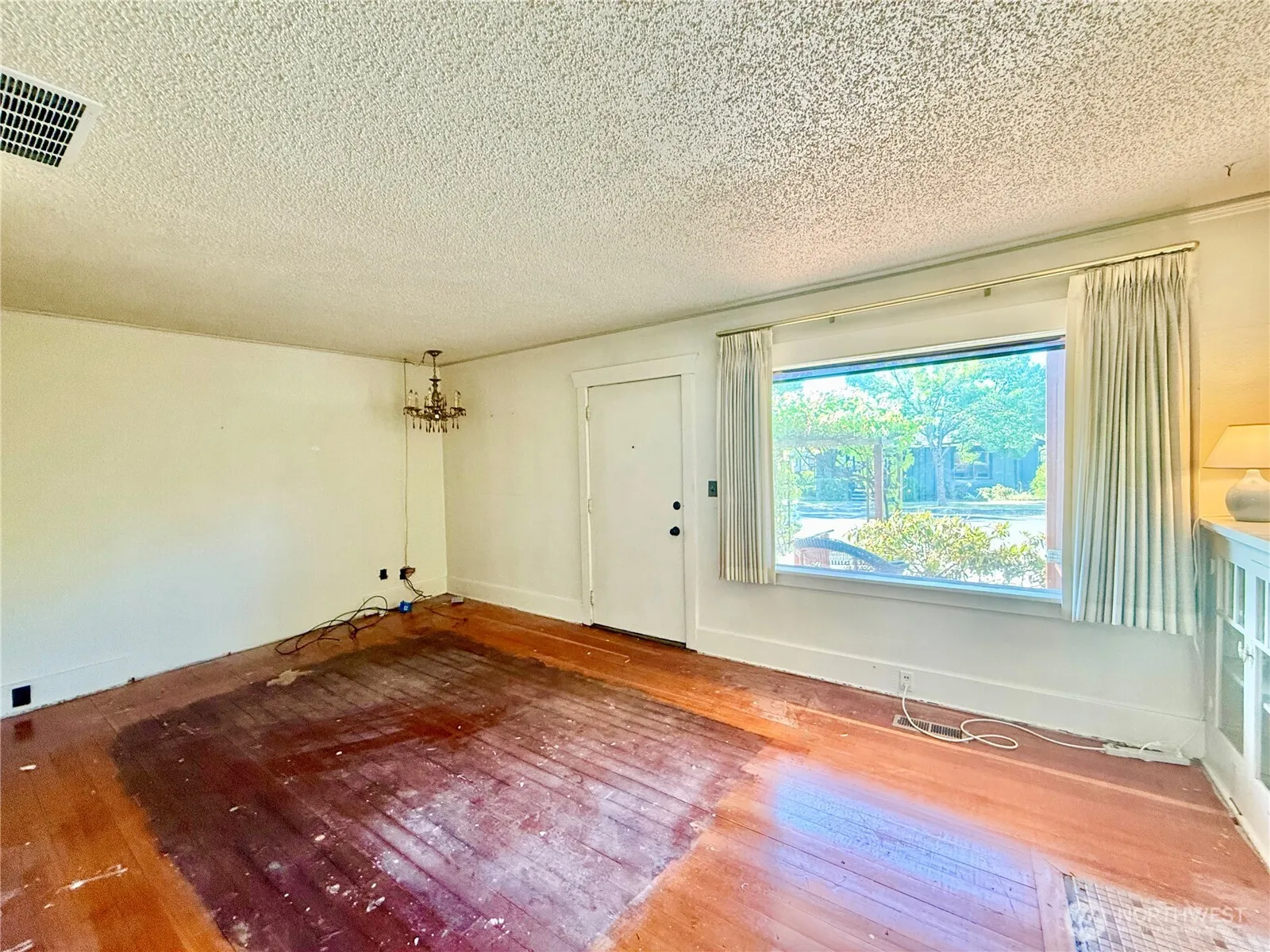 Property photo for 229 S 47th Street, Tacoma photo 4