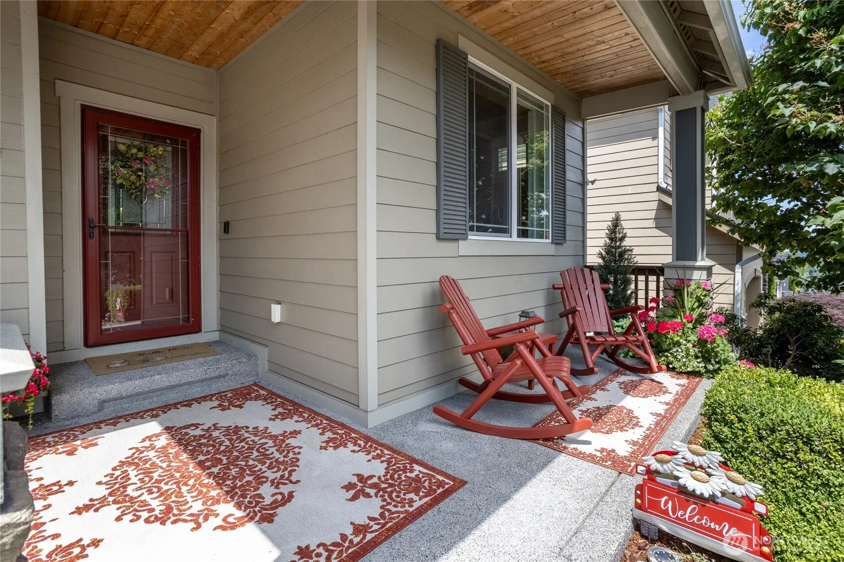 Property photo for 5527 Charlotte Avenue Se, Auburn photo 3
