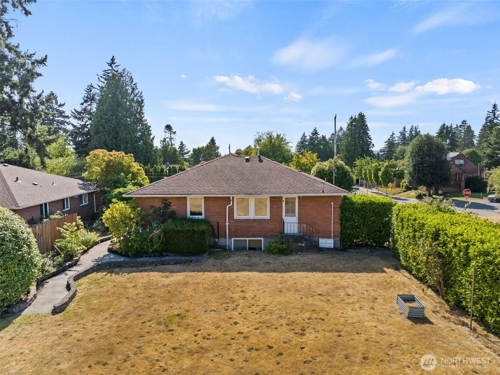 Property photo for 11758 1st Avenue Nw, Seattle photo 4