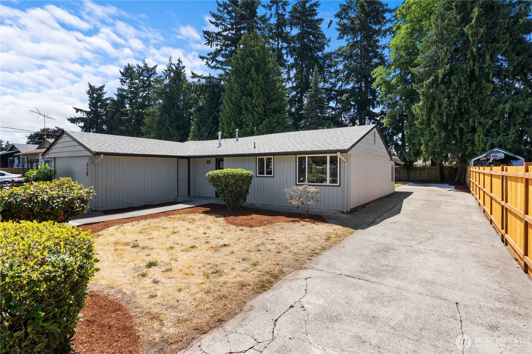 Property photo for 408 26th Street Se, Auburn photo 2