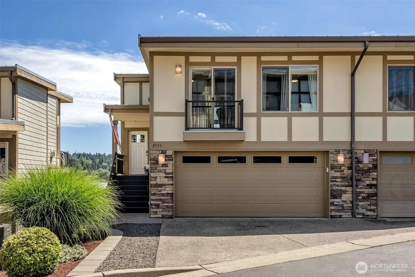 Property photo for 2555 Waterside Lane, Bremerton photo 2