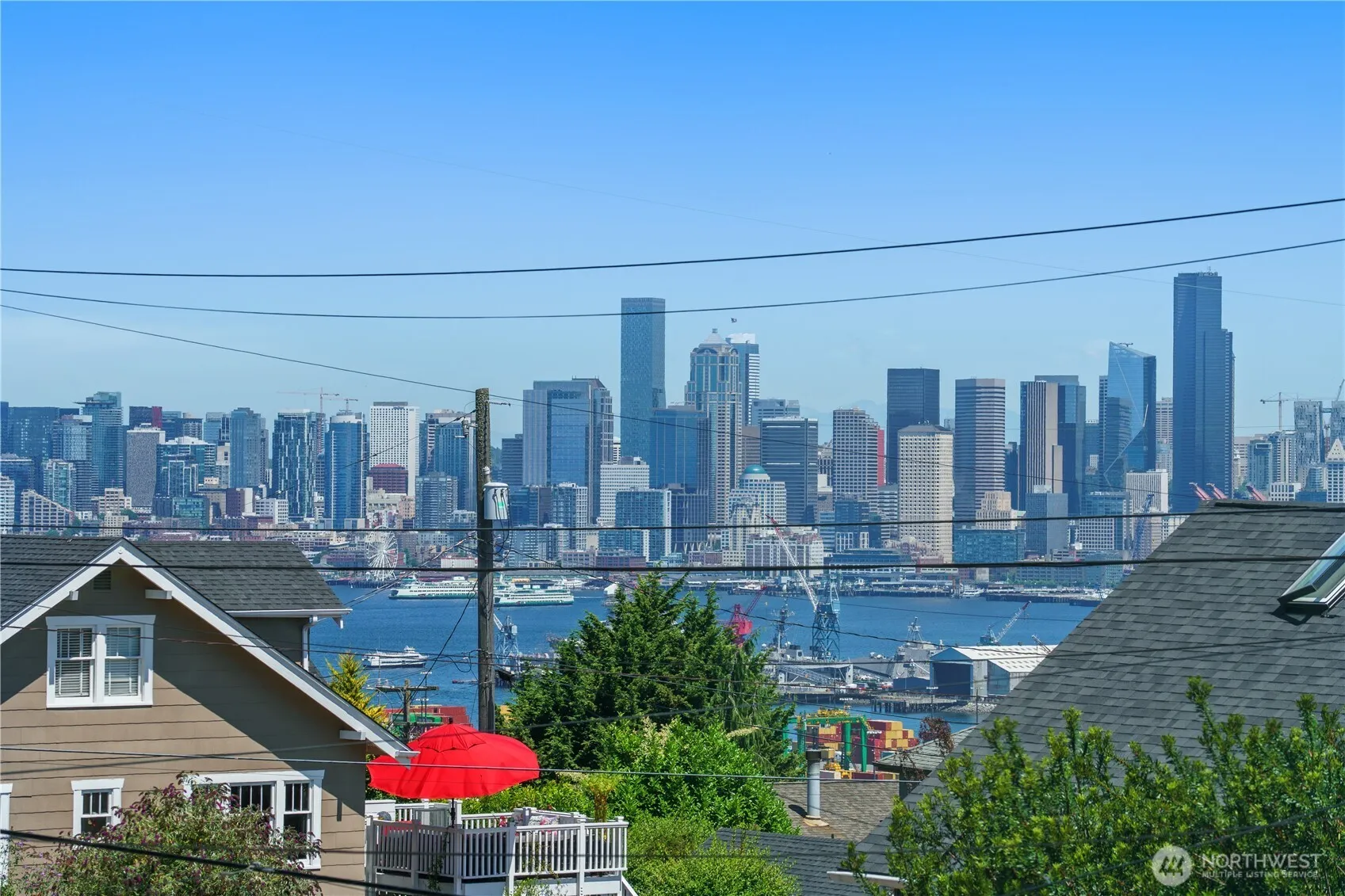 Property photo for 3717 35th Avenue Sw, Seattle photo 2