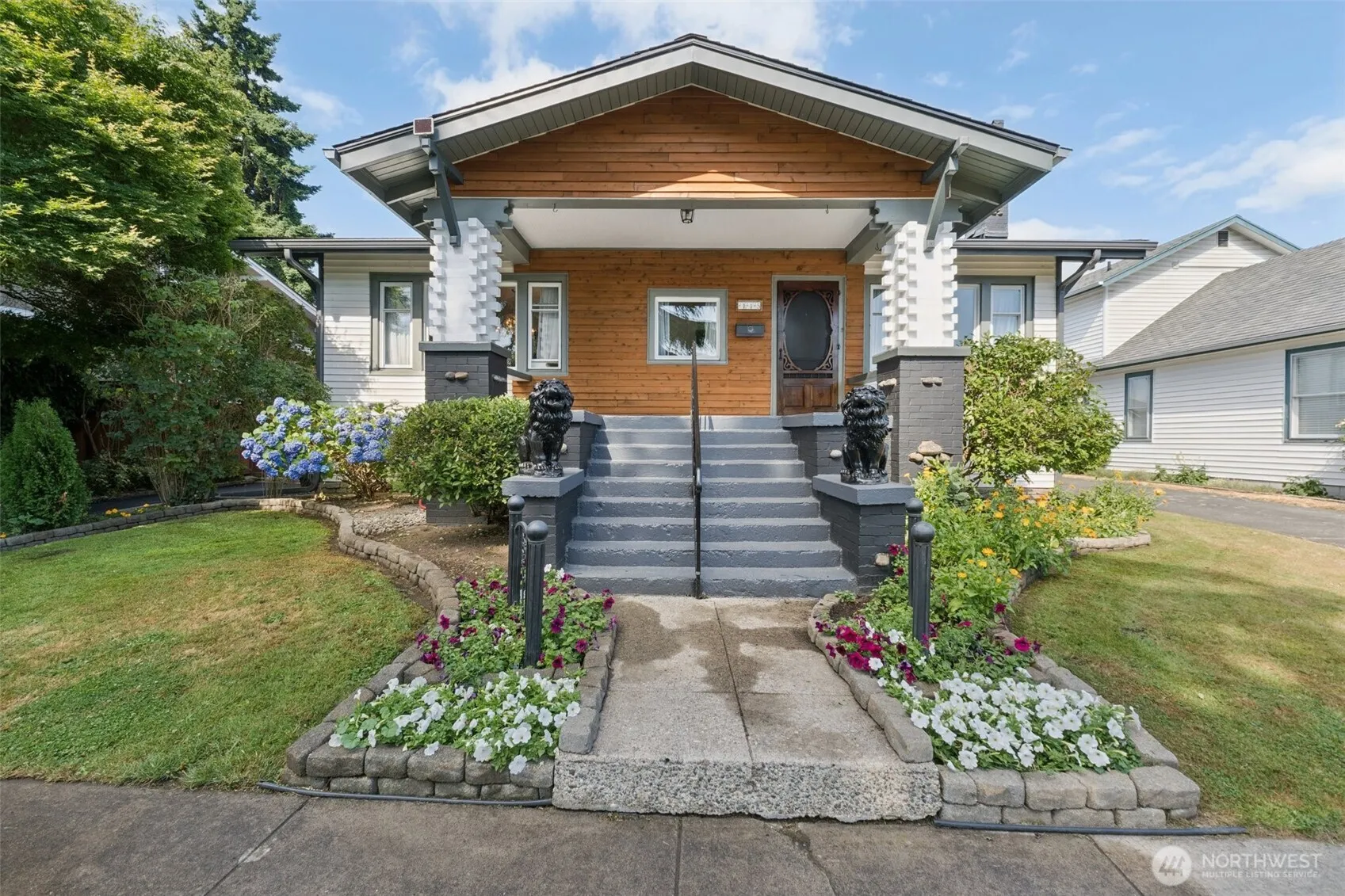 Property photo for 115 E Street Se, Auburn
