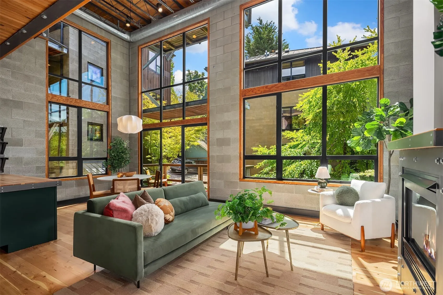 Property photo for 3816 A Evanston Avenue N, Seattle photo 4