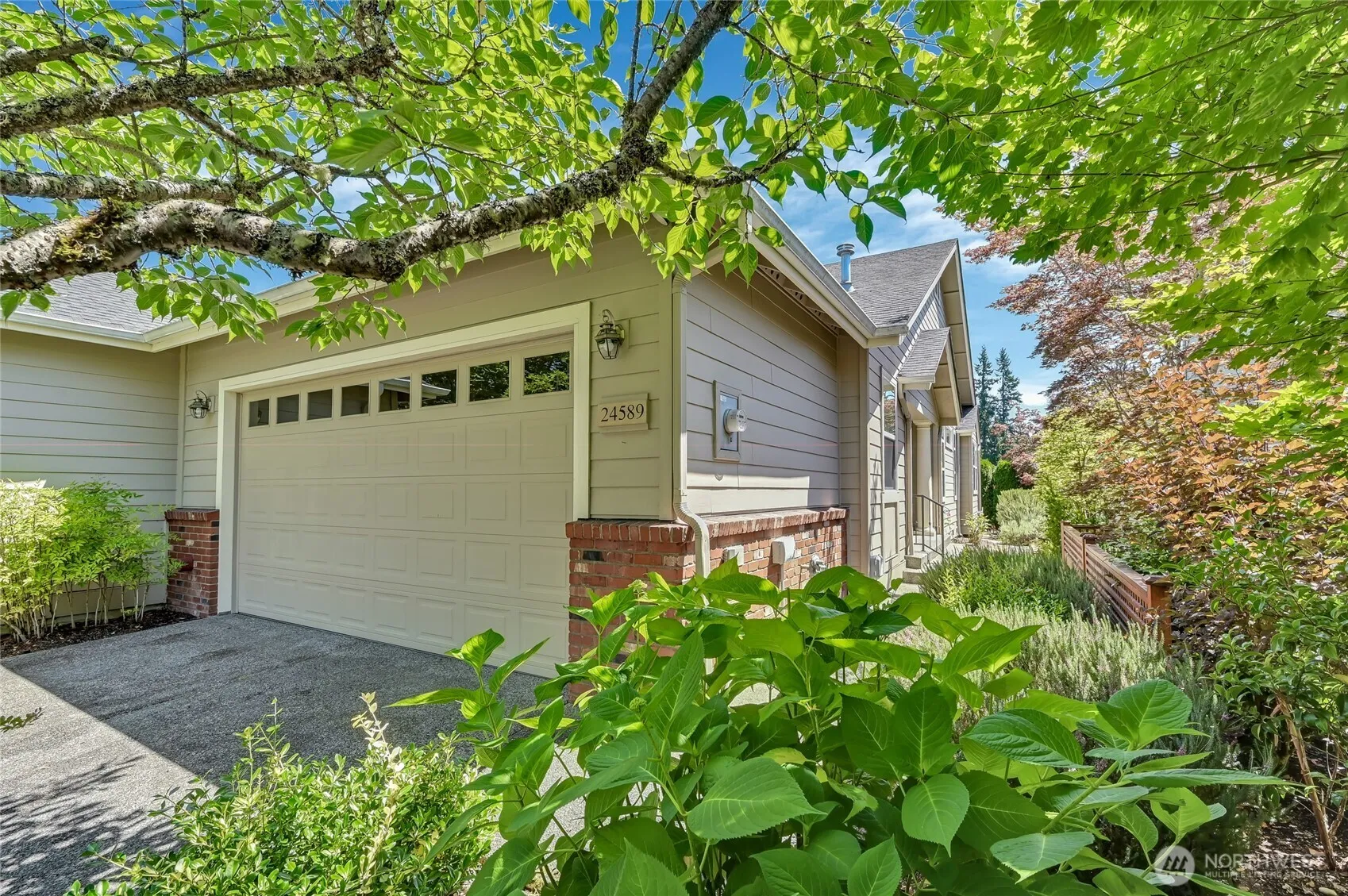 Property photo for 24589 Ne 118th Place, Redmond