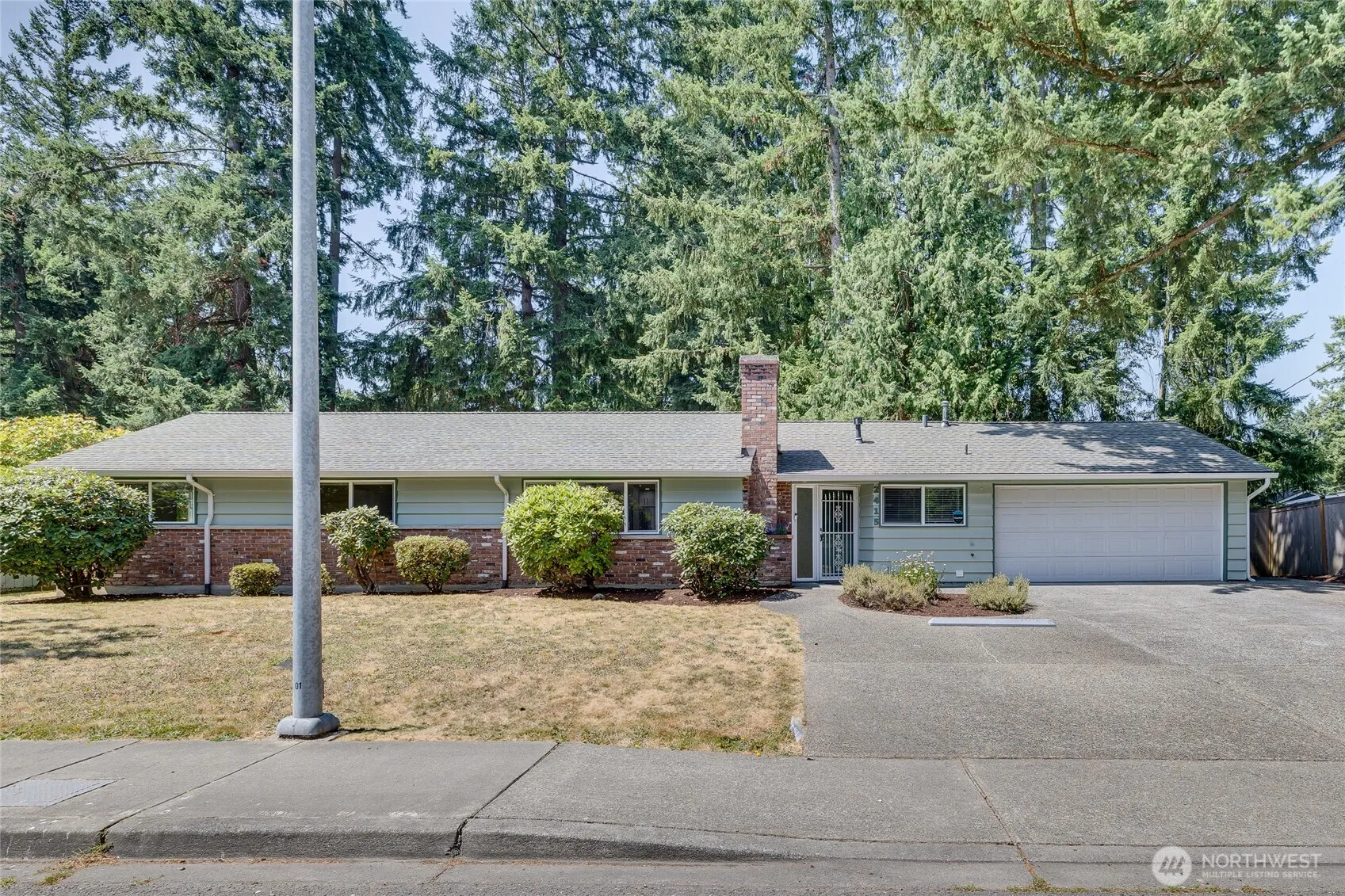 Property photo for 2415 164th Avenue Ne, Bellevue