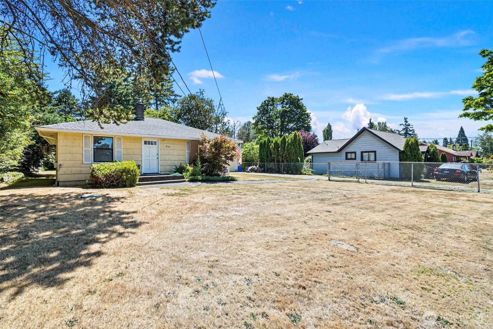 Property photo for 9121 Golden Given Road E, Tacoma photo 4