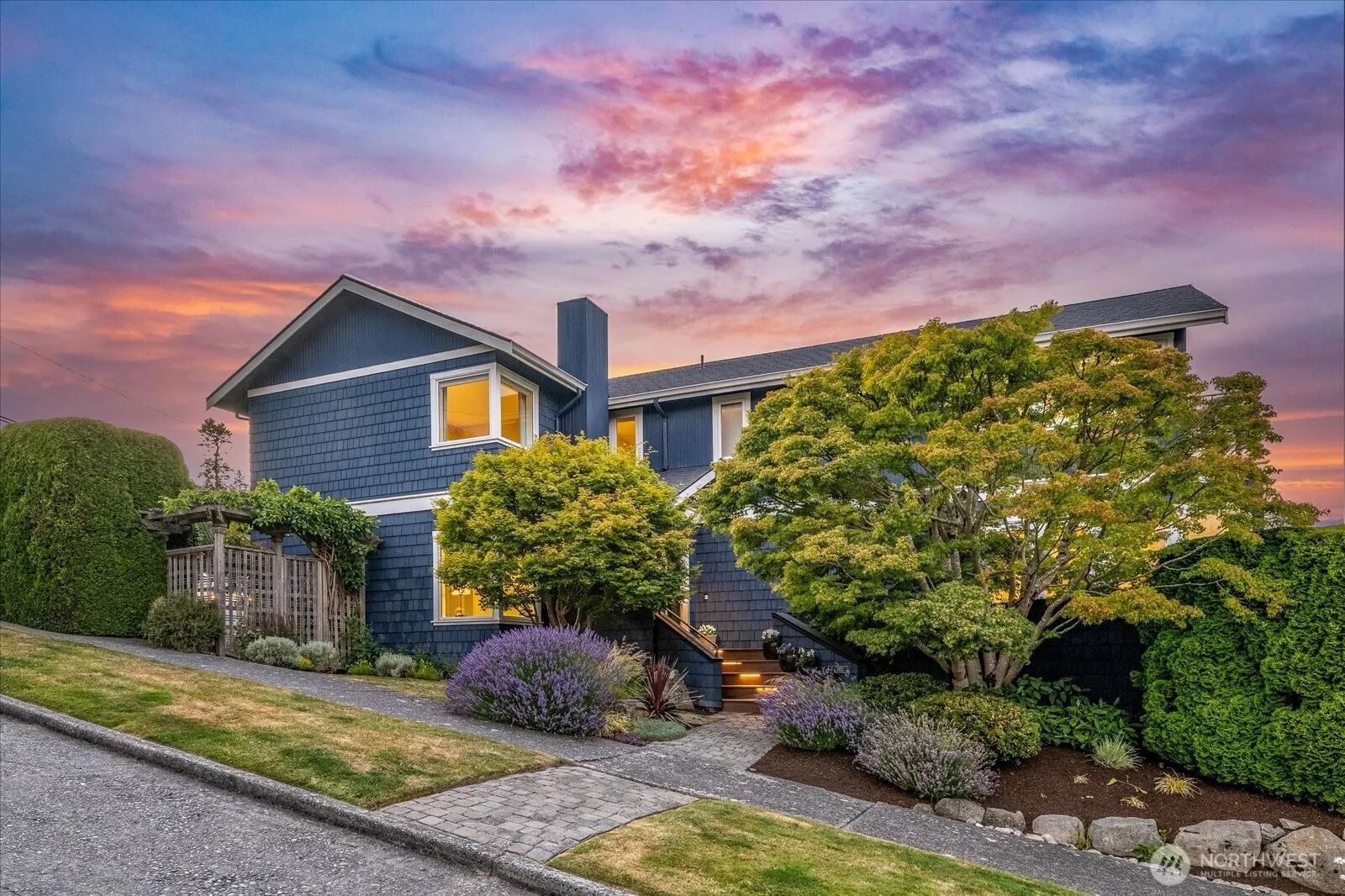 Property photo for 3904 W Sheridan Street, Seattle