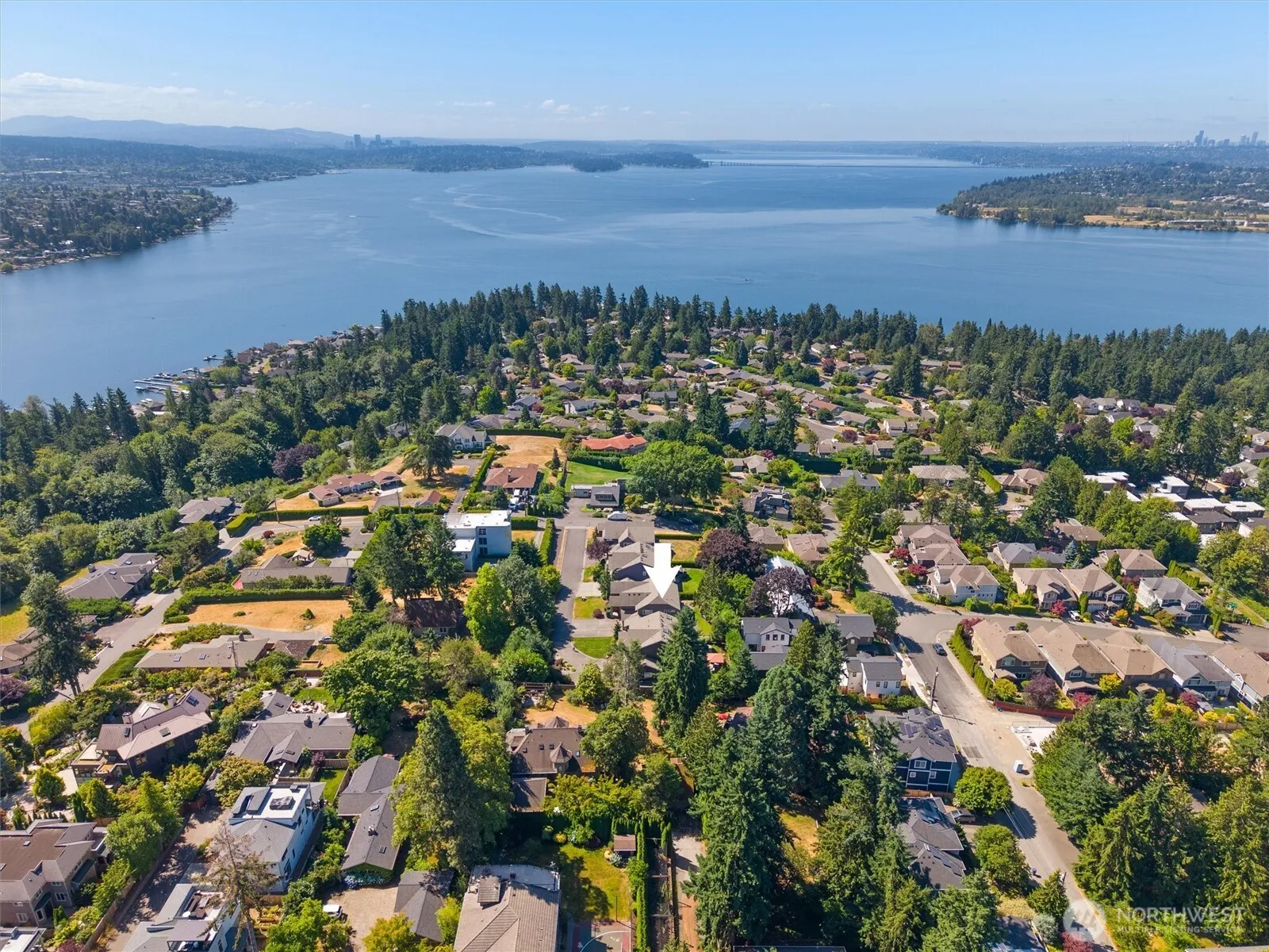 Property photo for 8226 Ne 117th Street, Kirkland photo 2