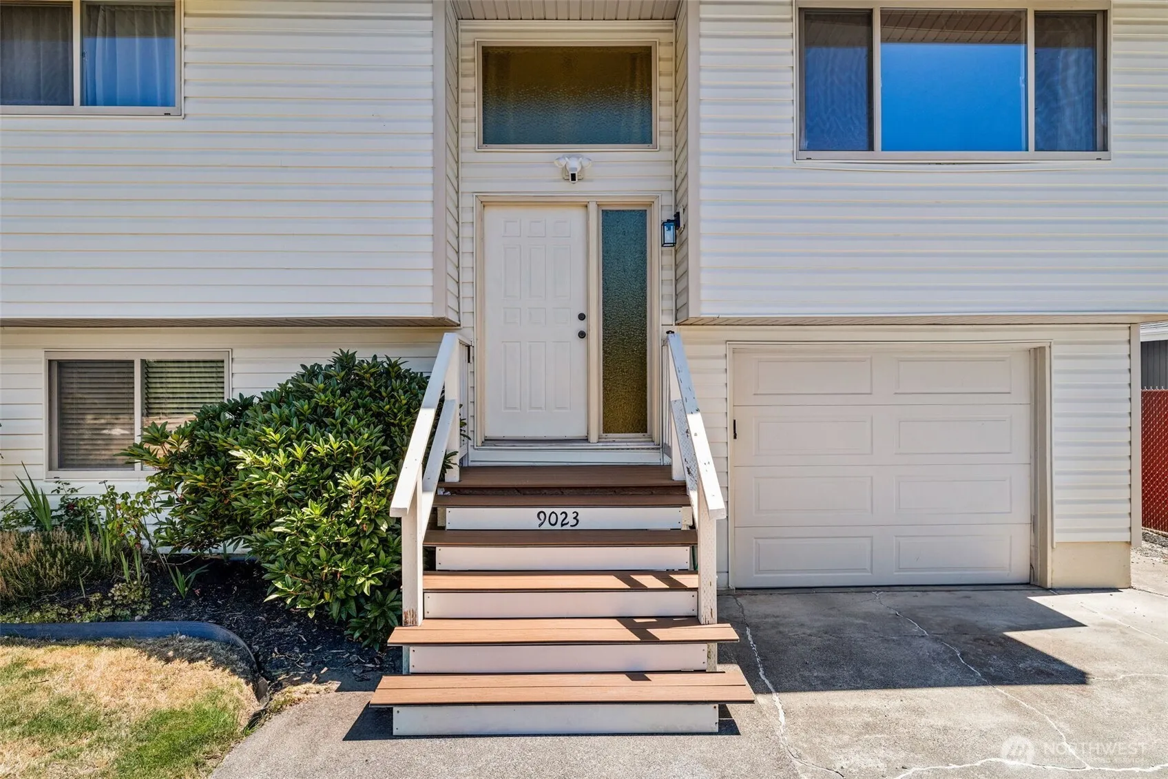 Property photo for 9023 E G Street, Tacoma photo 4