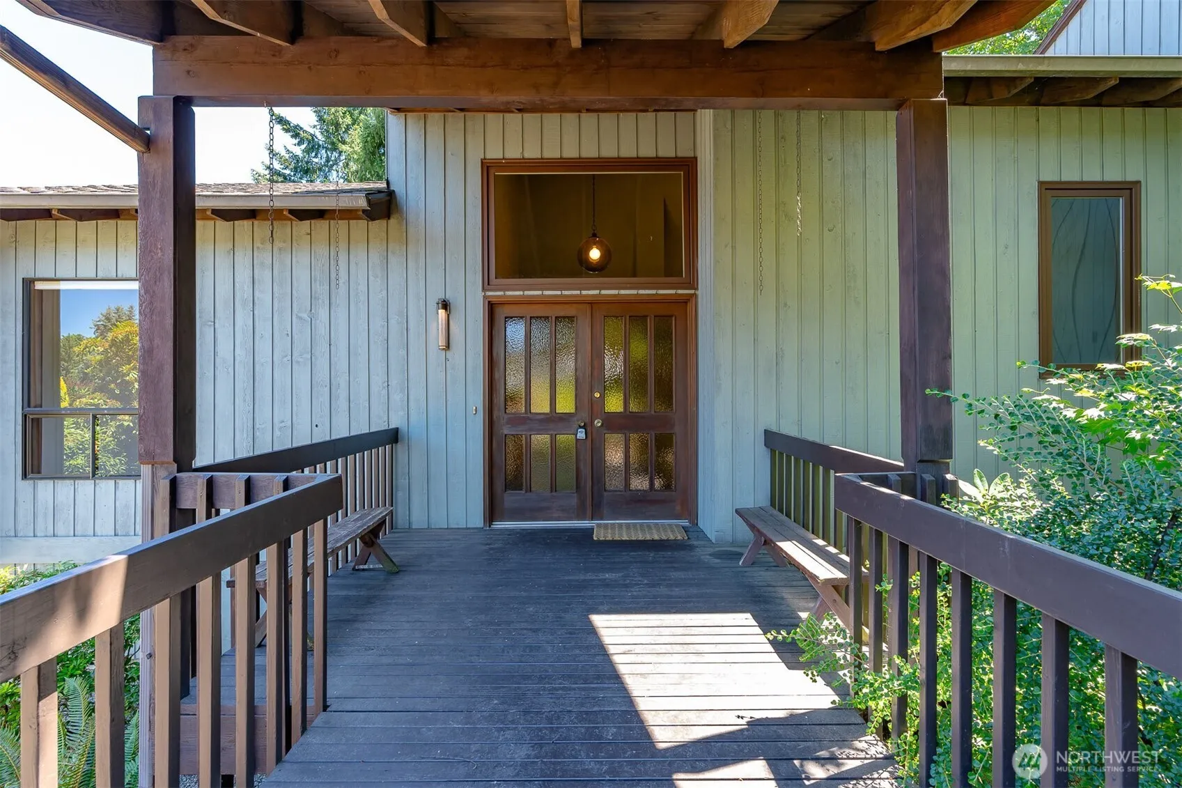 Property photo for 4630 142nd Place Se, Bellevue photo 2