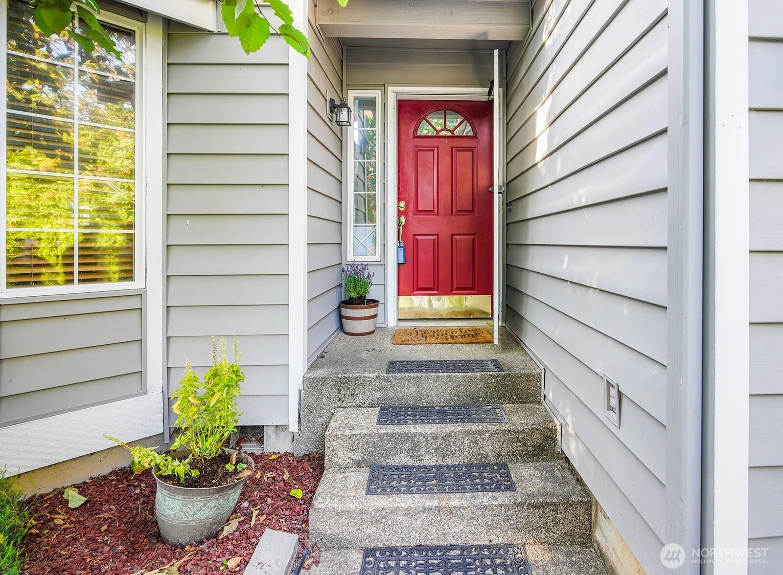 Property photo for 1600 24th Street Pl Se, Puyallup photo 3