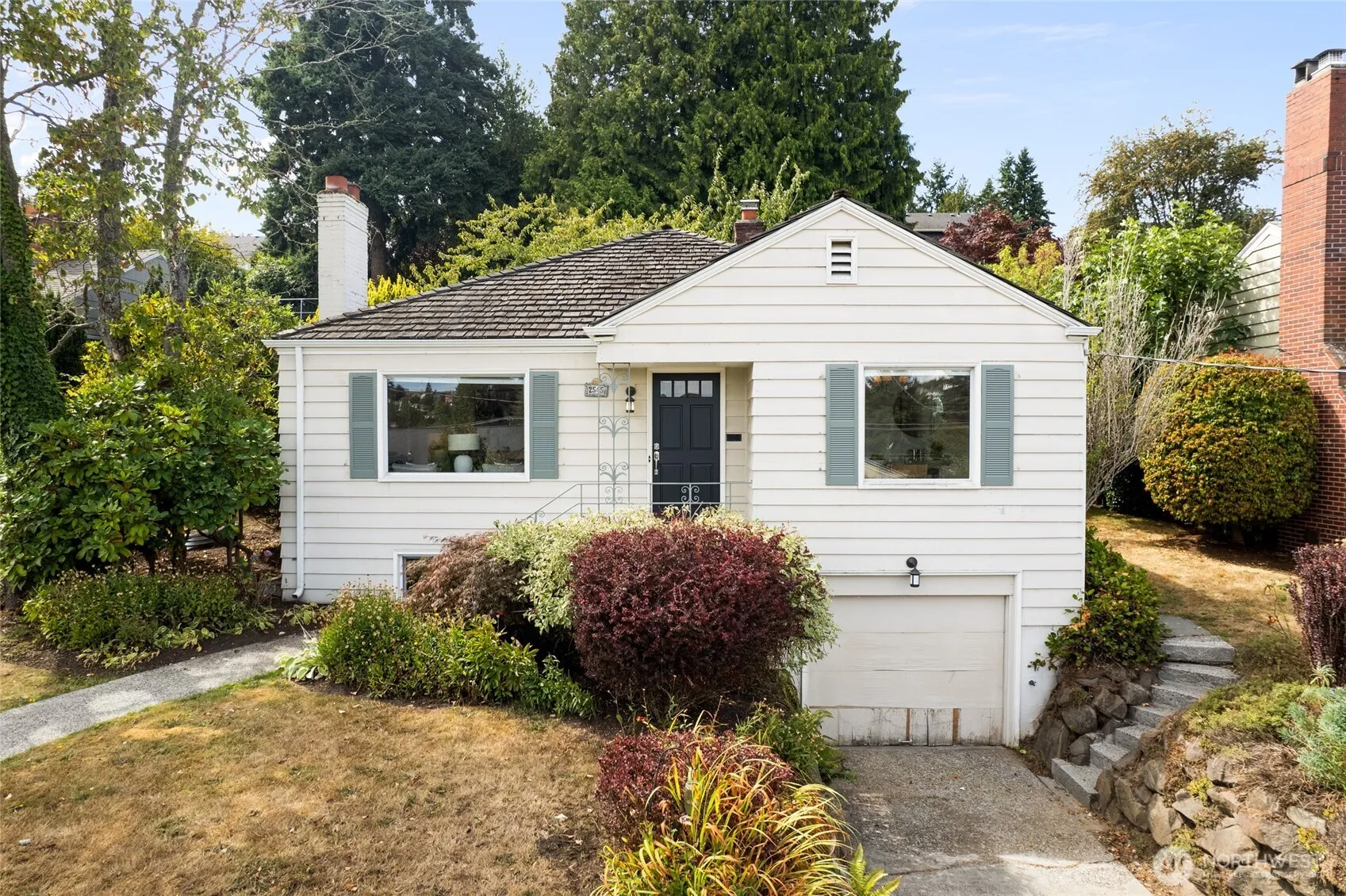Property photo for 2545 36th Avenue W, Seattle