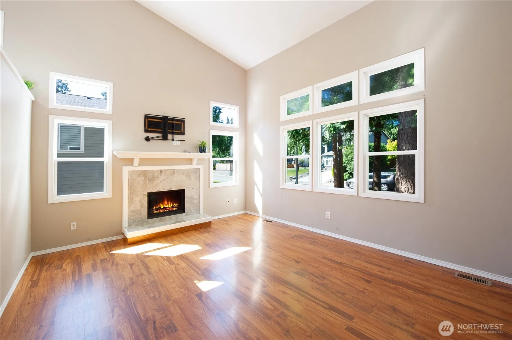 Property photo for 12125 53rd Avenue Se, Everett photo 5