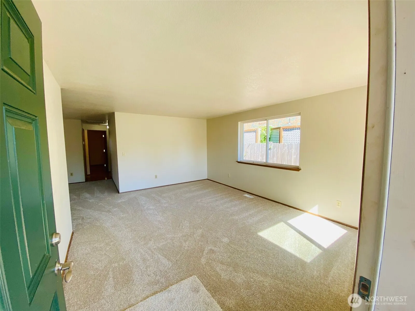 Property photo for 1609 Tullis Street Ne, Olympia photo 3