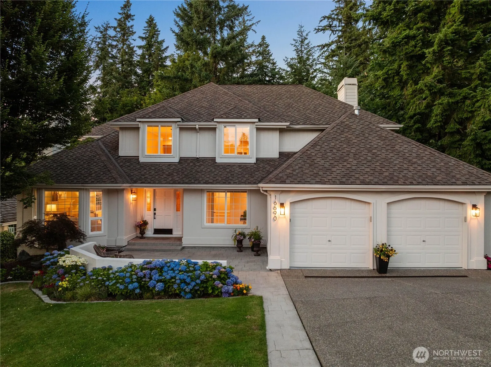Property photo for 16690 Se 56th Place, Bellevue