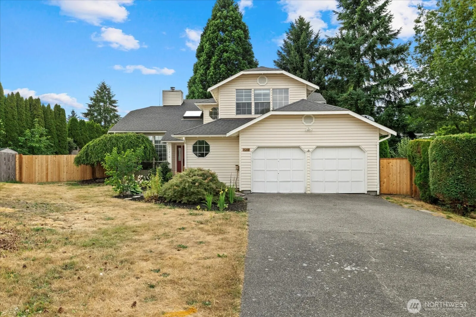 Property photo for 11210 Se 219th Place, Kent photo 2
