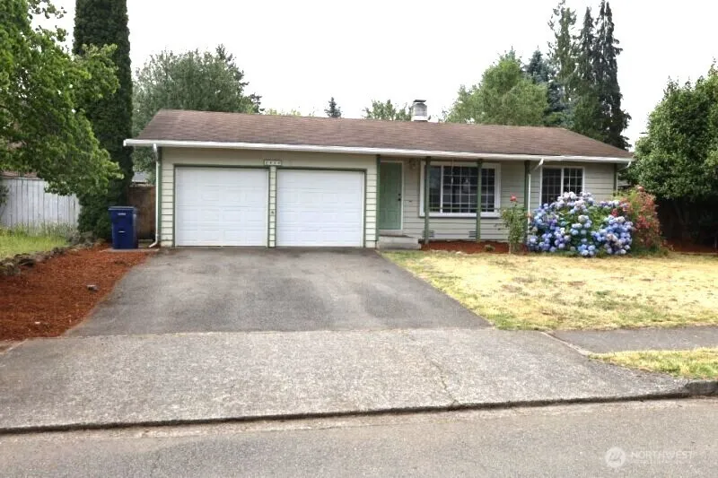 Property photo for 1818 35th Way Se, Auburn