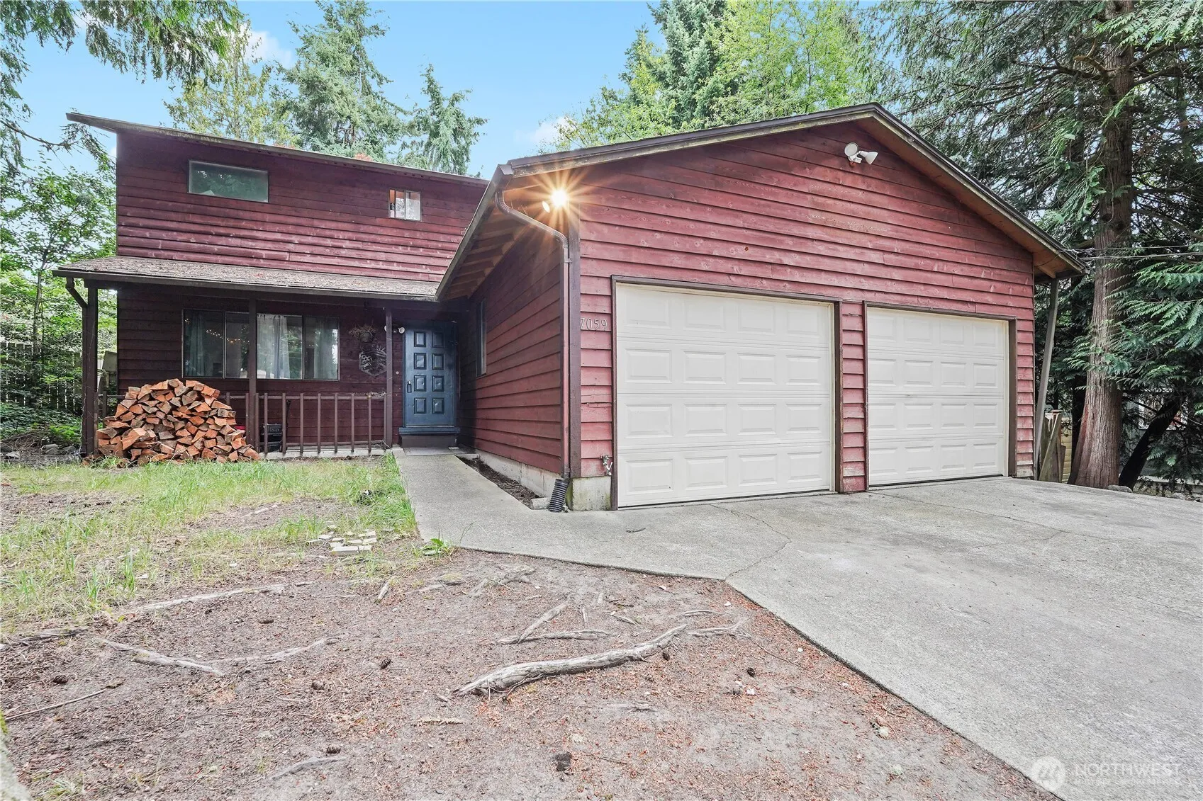 Property photo for 7059 Se Grant Street, Port Orchard photo 2