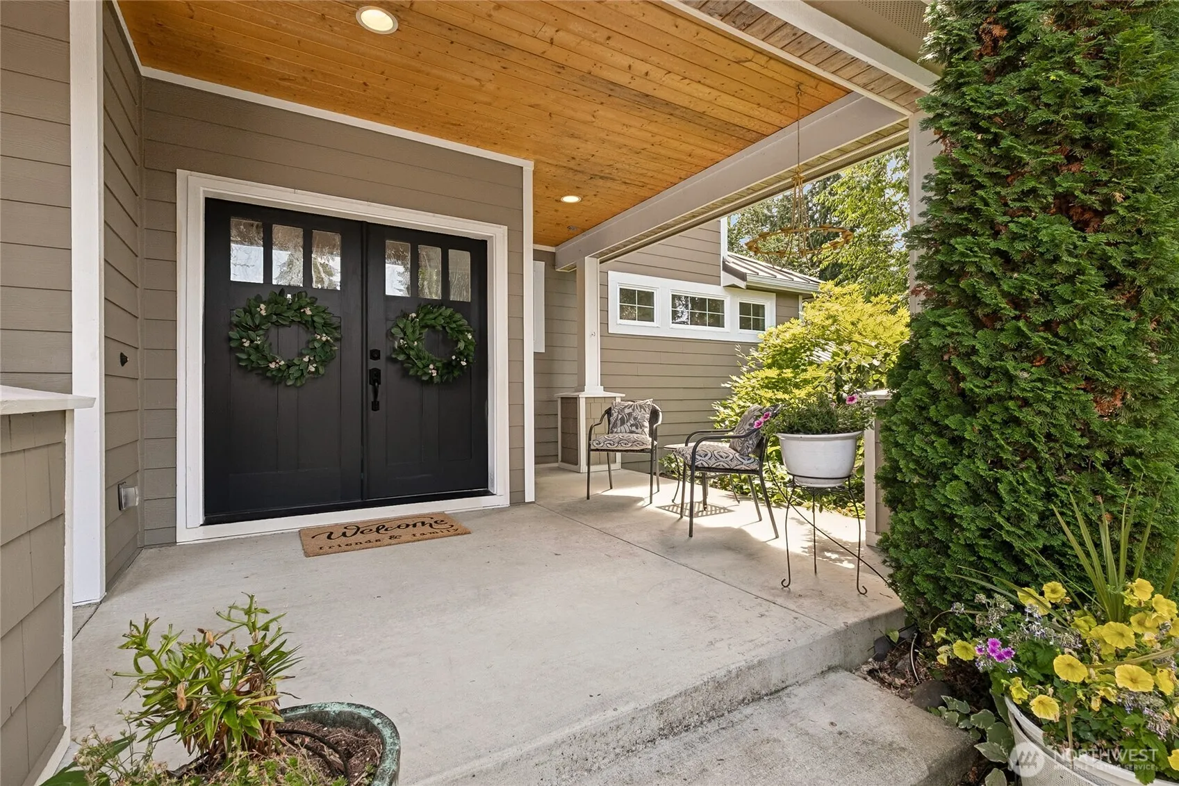 Property photo for 19004 132nd Place Se, Renton photo 2