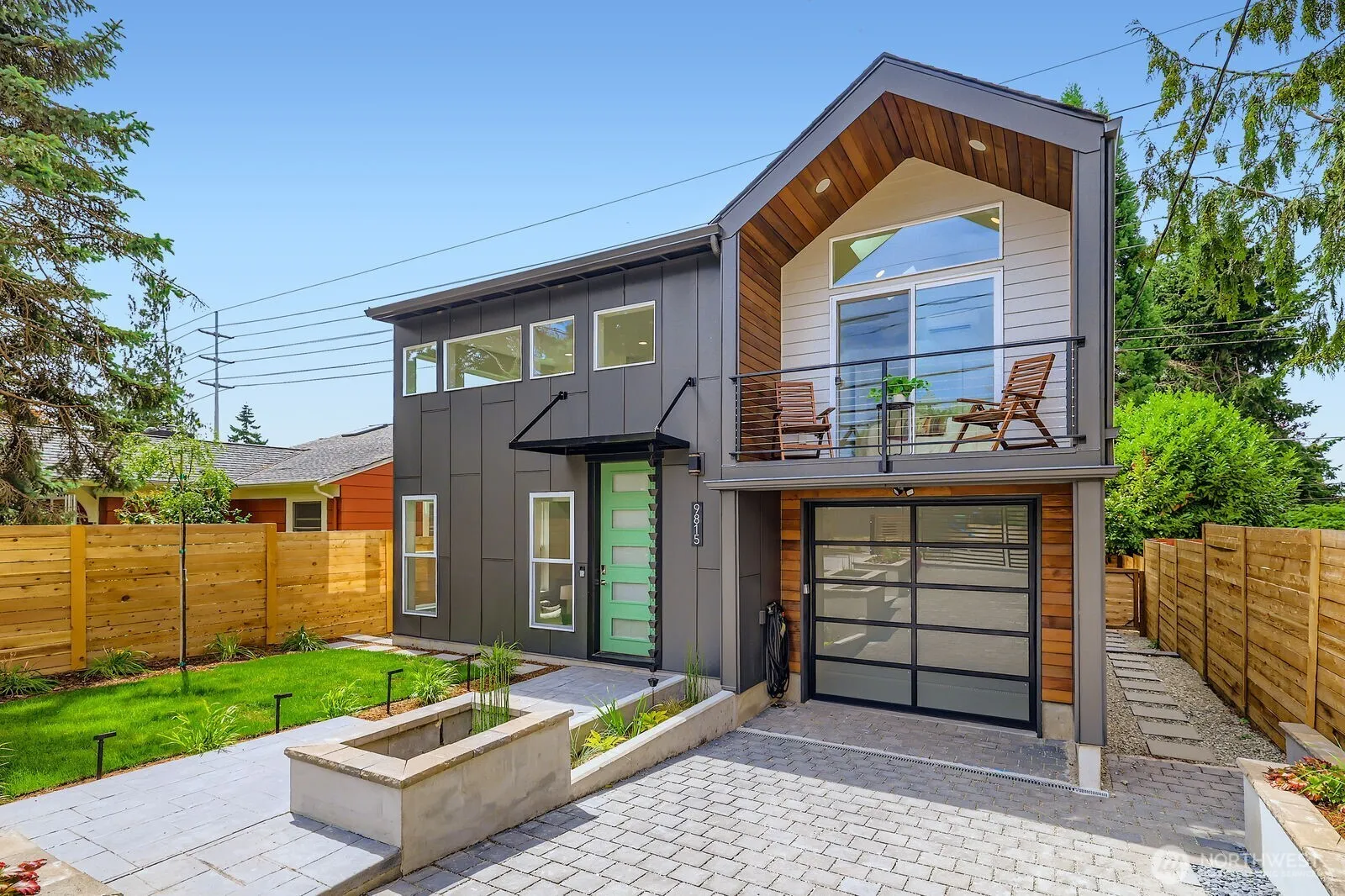 Property photo for 9815 Fremont Avenue N, Seattle photo 2