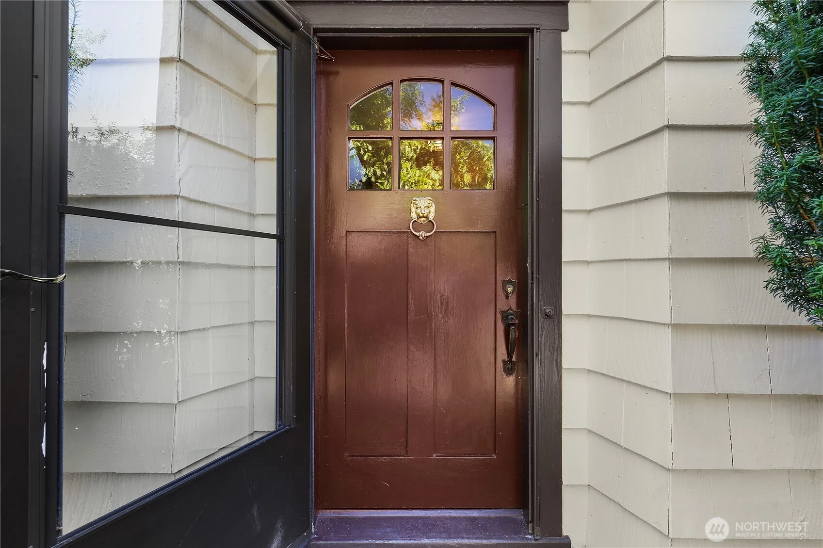 Property photo for 1409 4th Avenue E, Olympia photo 2