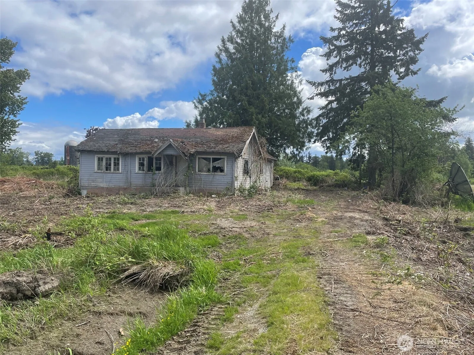 Property photo for 9924 Markworth Road, Lynden photo 3
