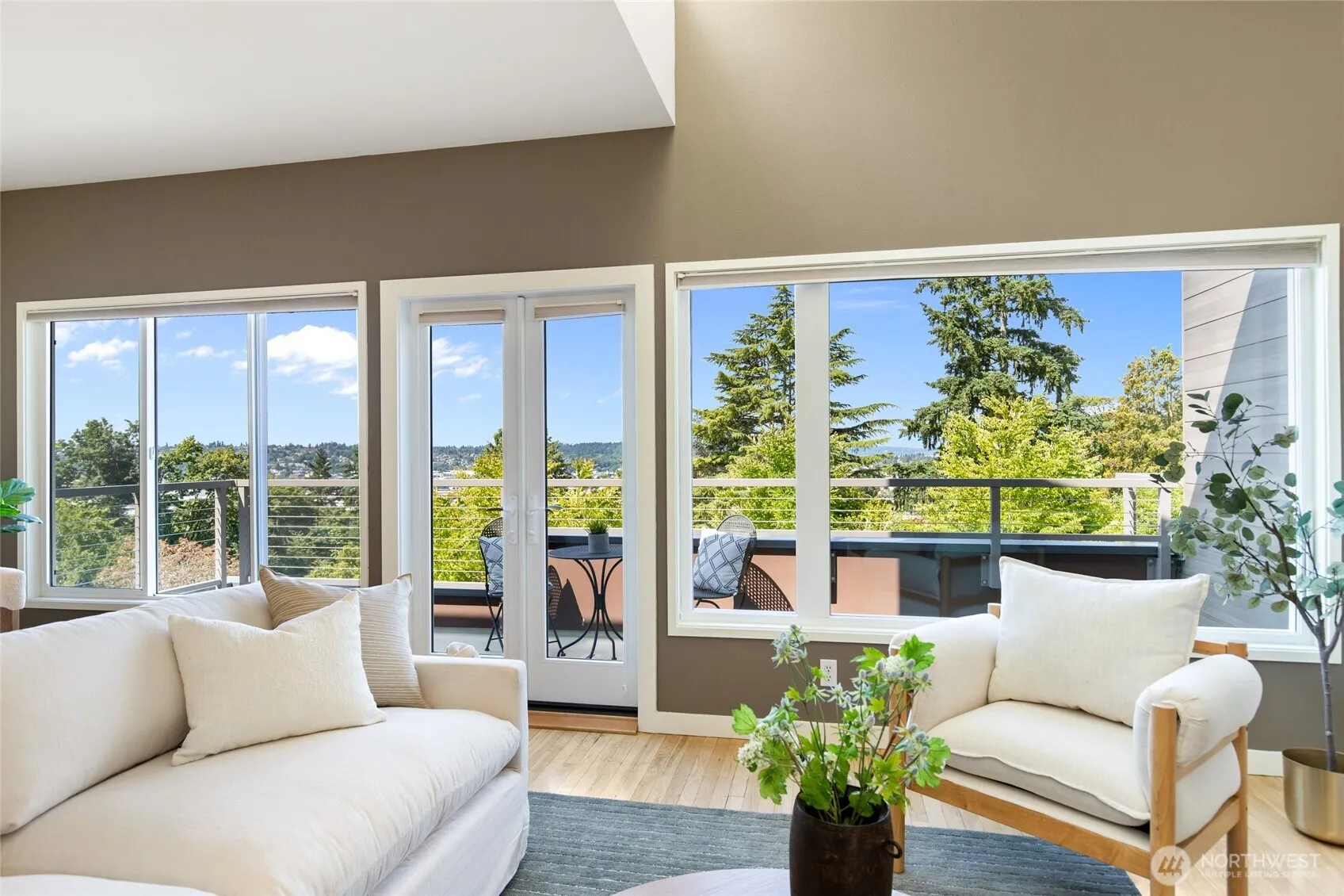 Property photo for 101 Nw 58th Street #10, Seattle photo 4