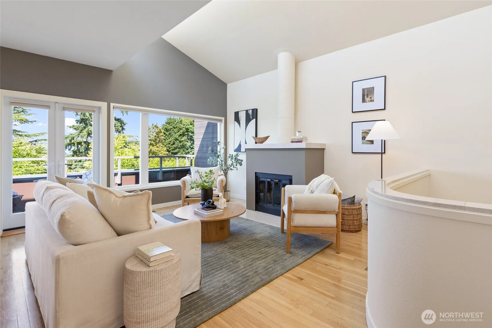 Property photo for 101 Nw 58th Street #10, Seattle
