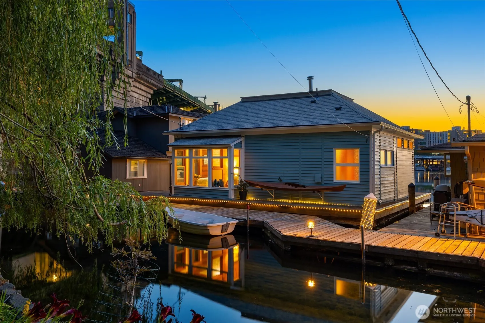 Property photo for 3258 Portage Bay Place E, Seattle photo 4