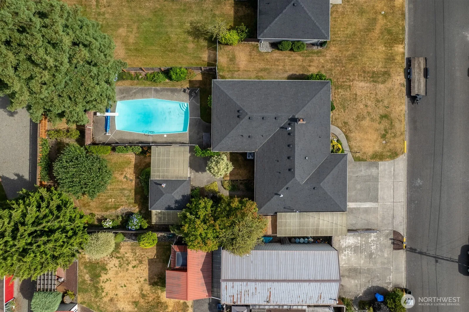 Property photo for 926 7th Street Sw, Puyallup photo 2