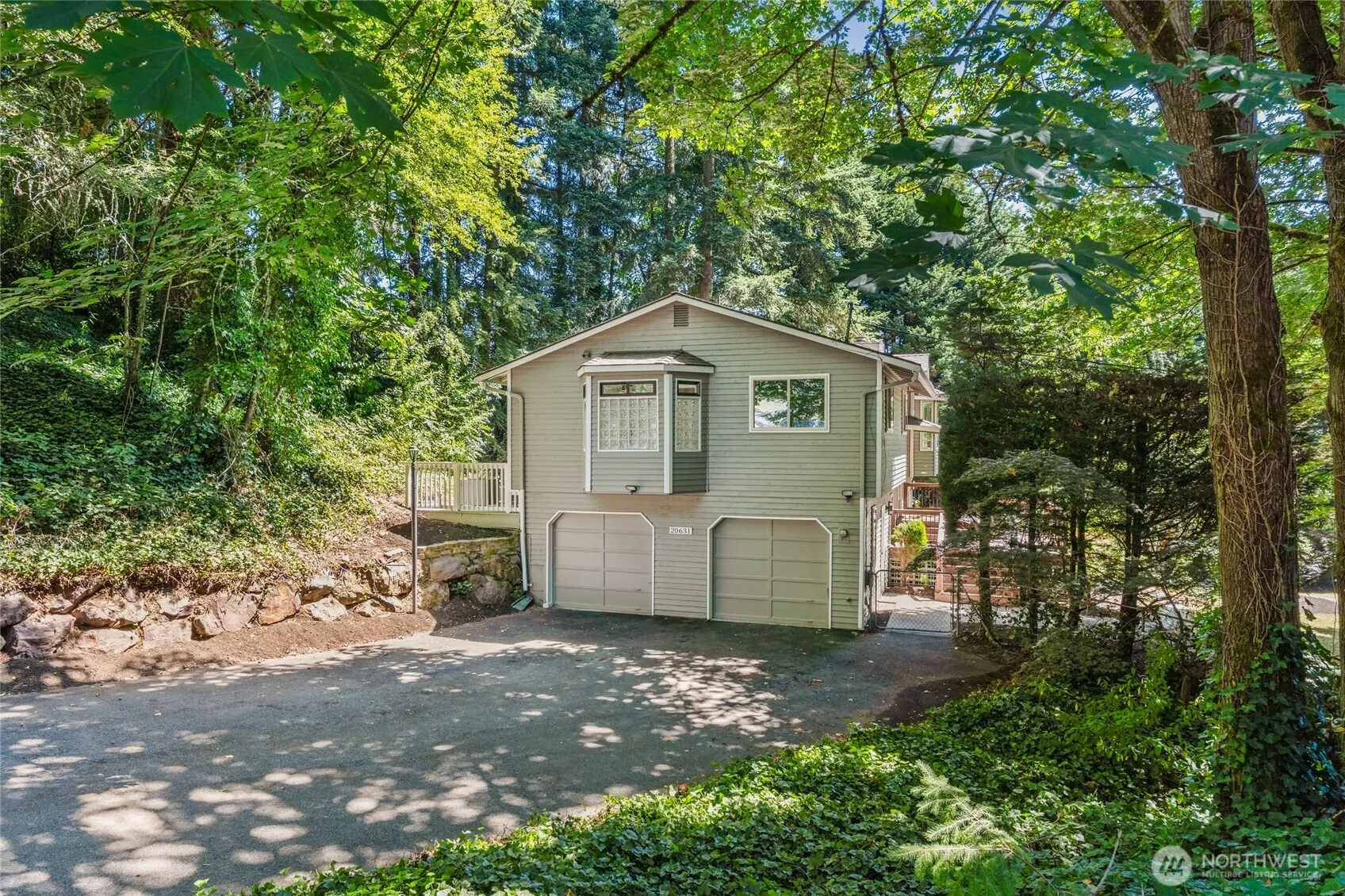 Property photo for 20631 W Richmond Road, Bothell photo 3
