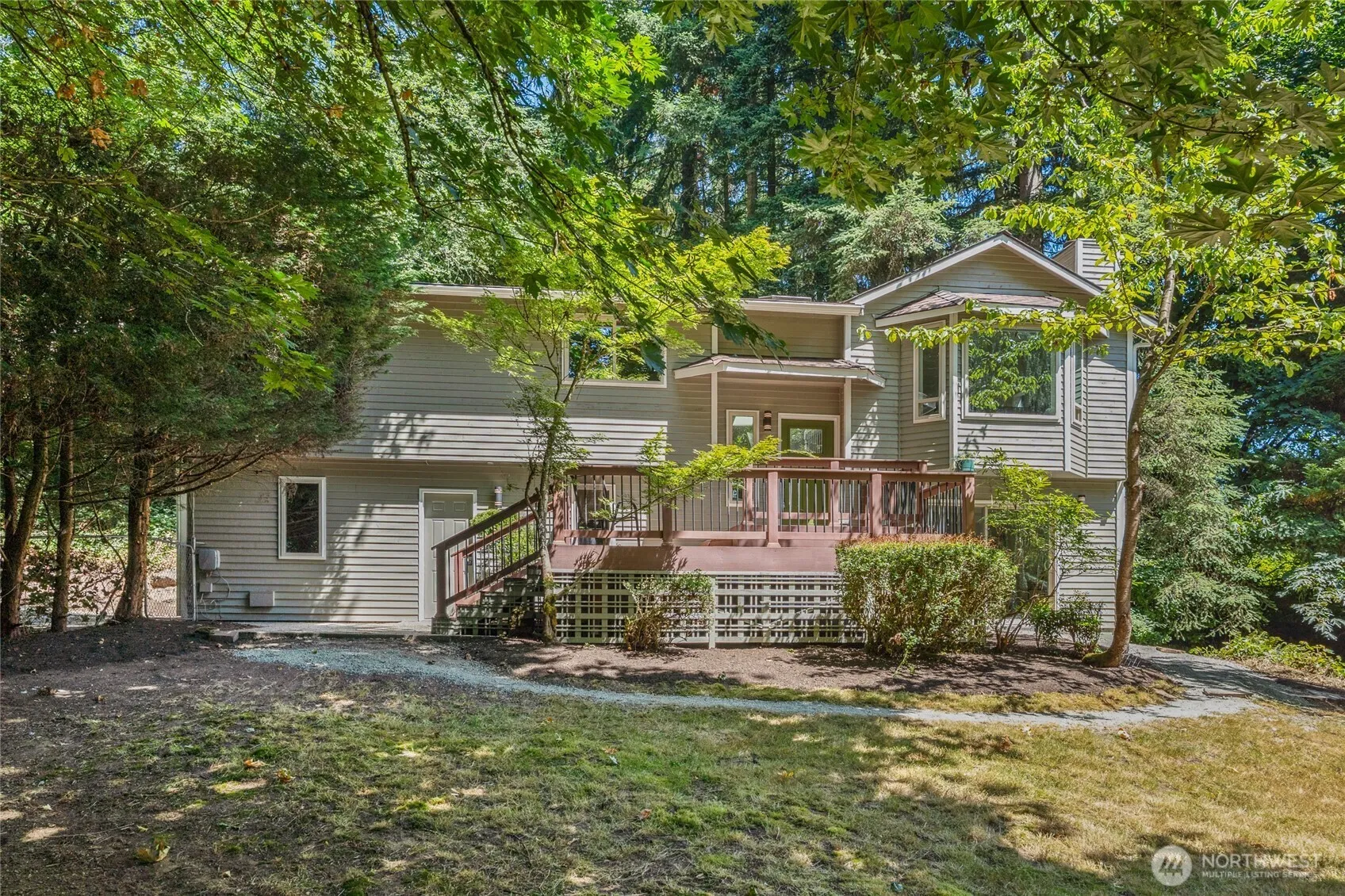 Property photo for 20631 W Richmond Road, Bothell photo 2