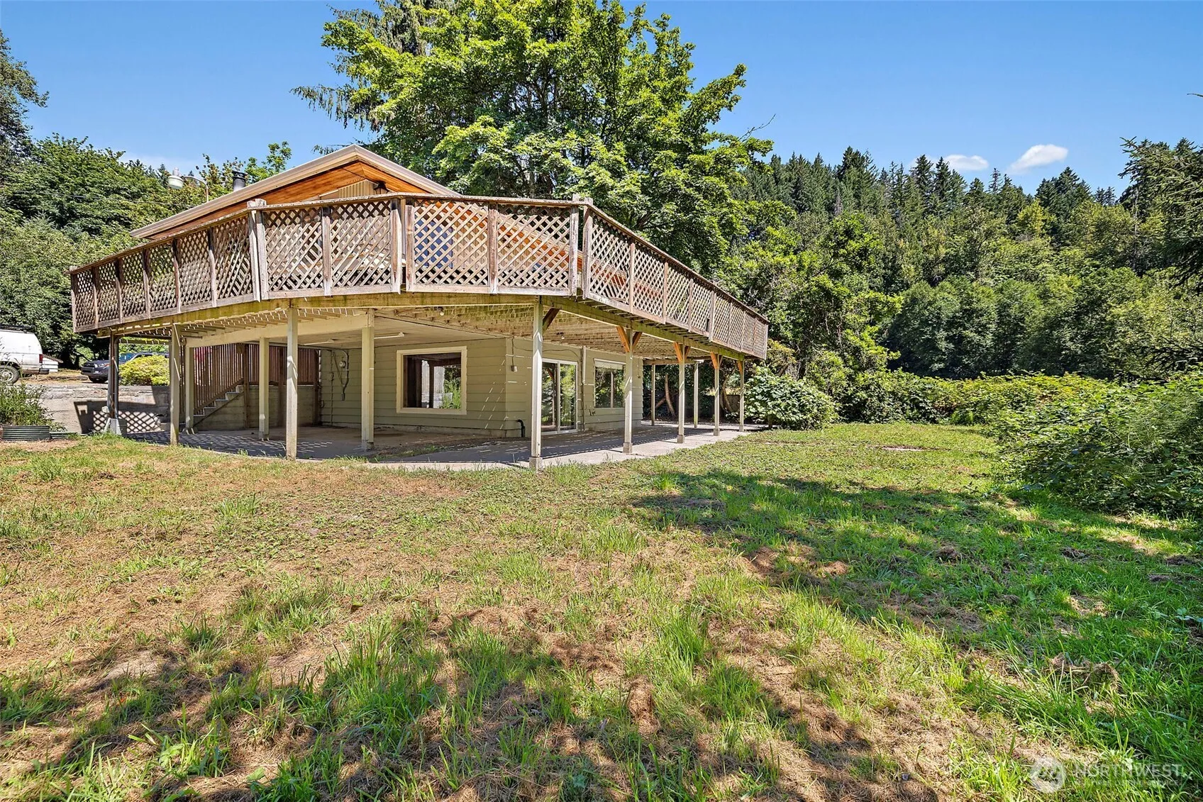 Property photo for 17805 Se Jones Road, Renton photo 3