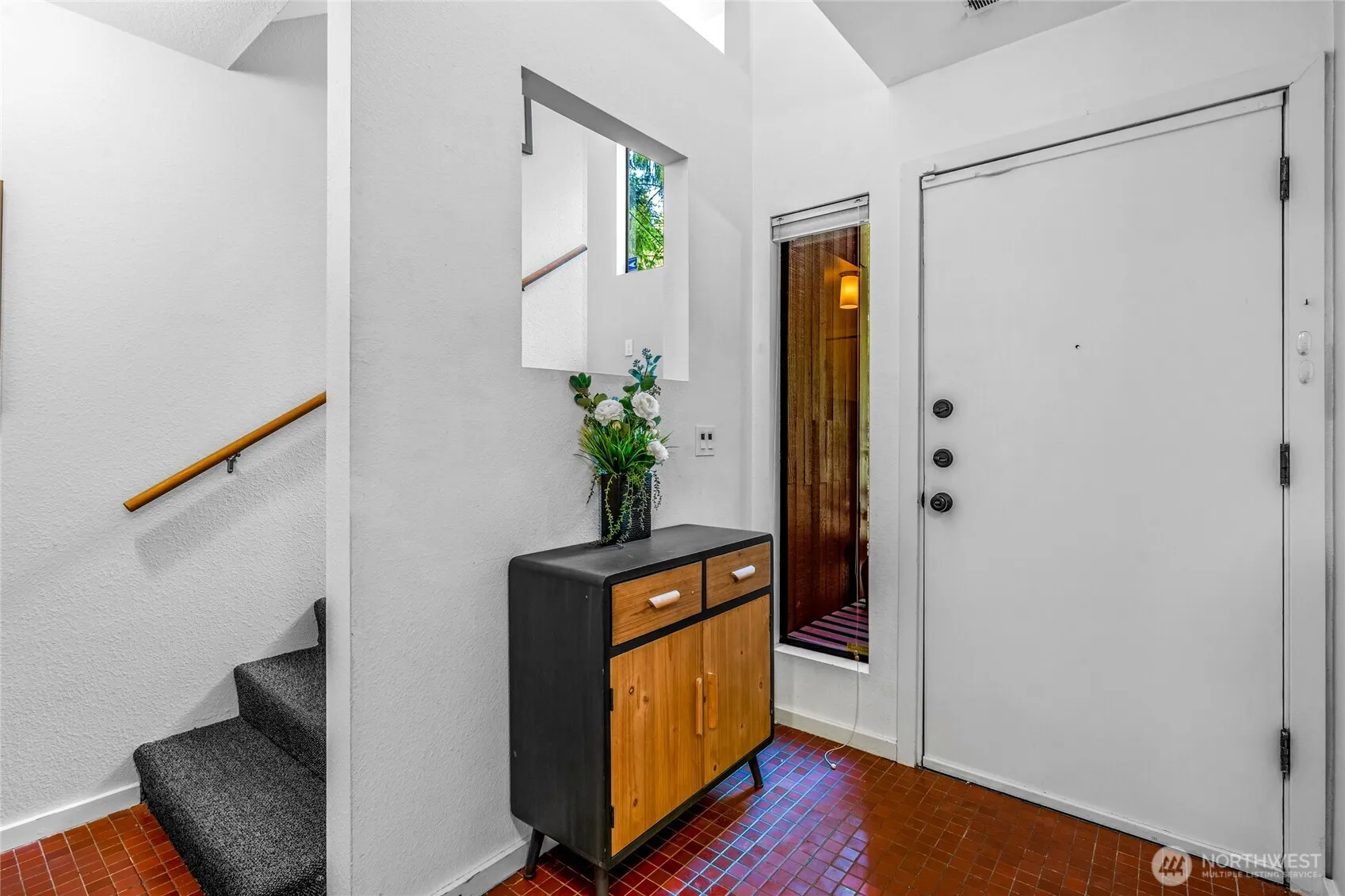 Property photo for 3527 E Spruce Street, Seattle photo 4