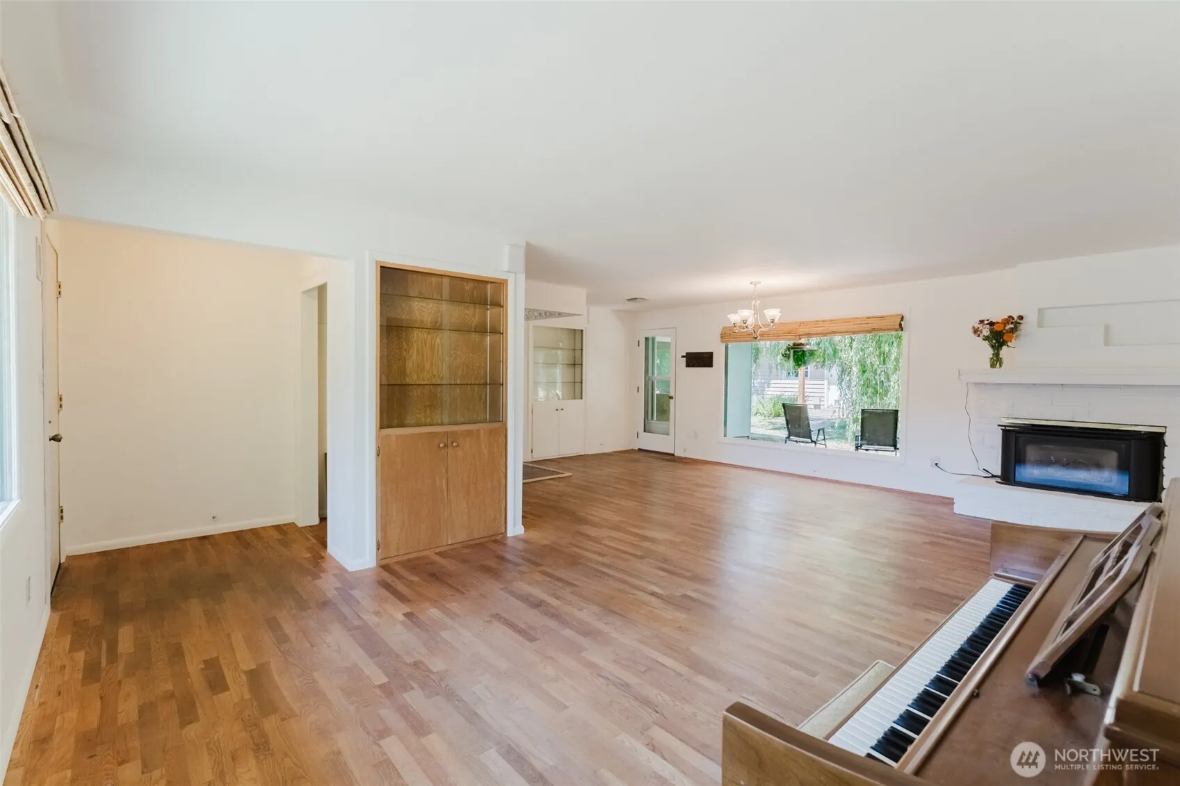 Property photo for 1372 Marine Drive, Bellingham photo 5