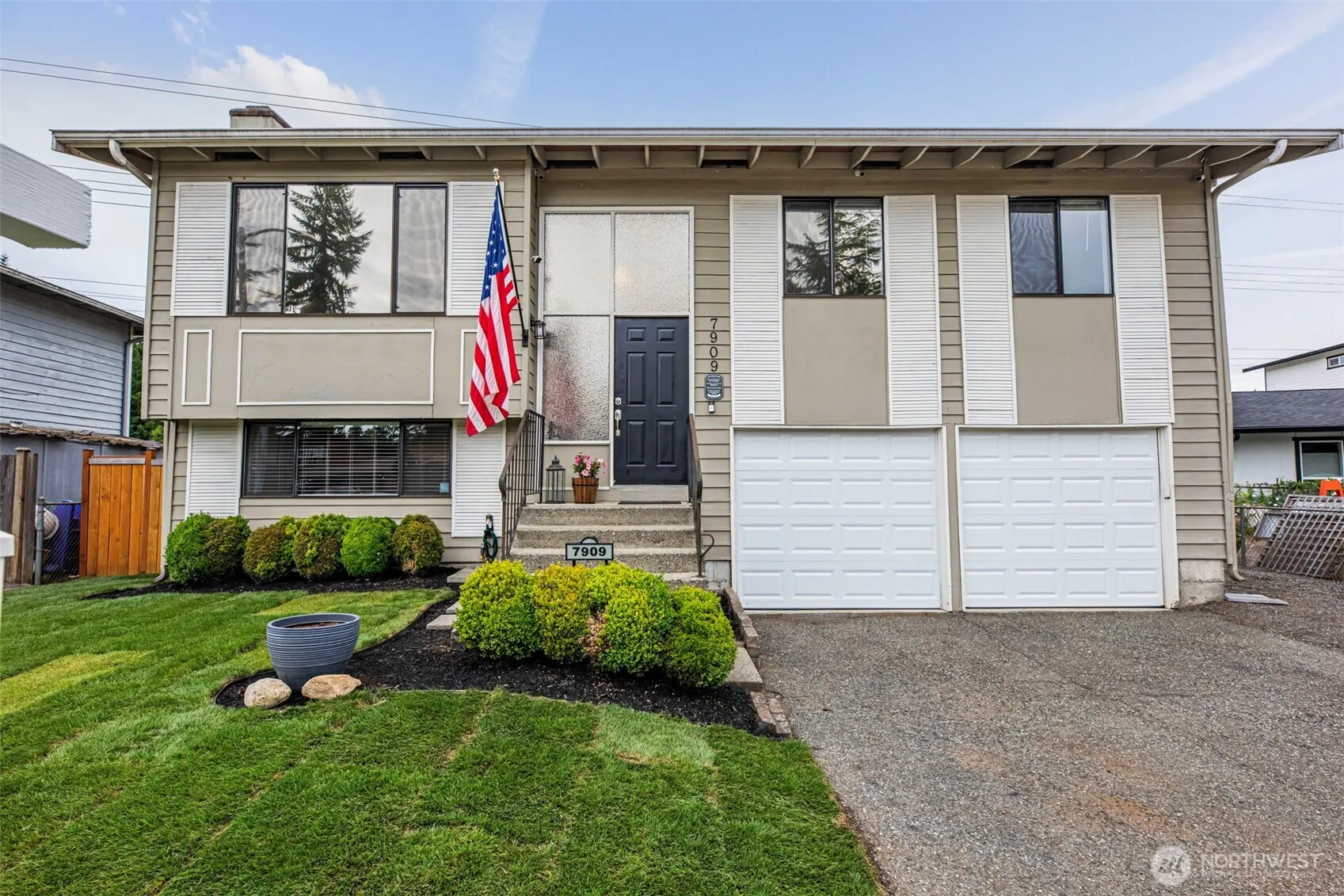 Property photo for 7909 Timber Circle, Everett
