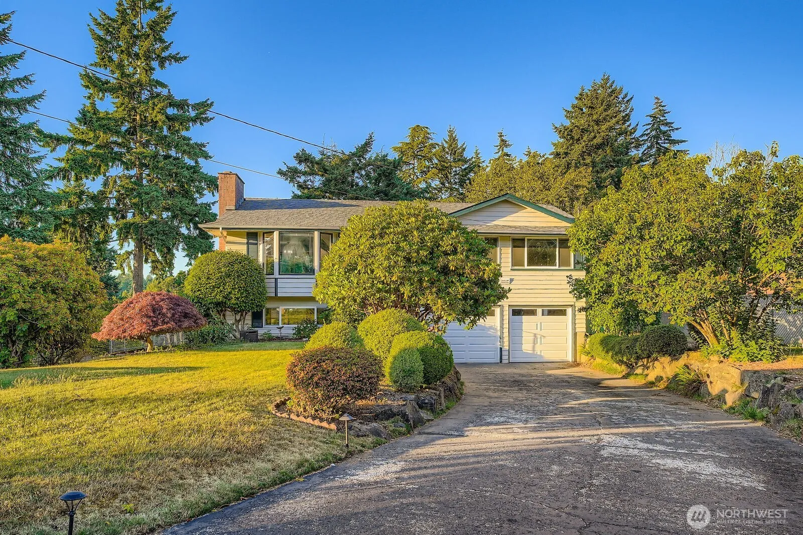 Property photo for 26406 Manchester Avenue, Kent photo 2