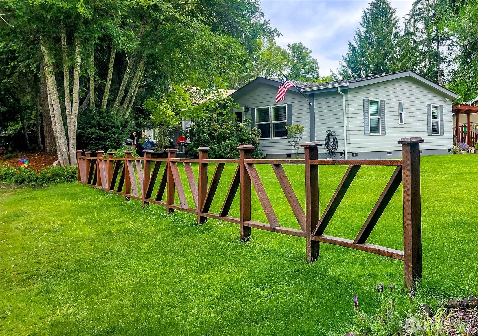 Property photo for 9704 Whitecap Drive Nw, Olympia