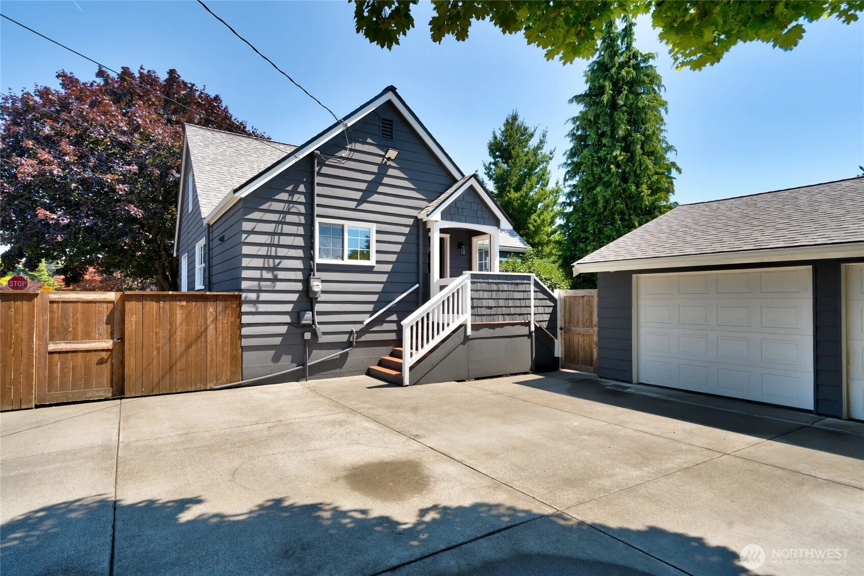Property photo for 3025 Ellis Street, Bellingham photo 4
