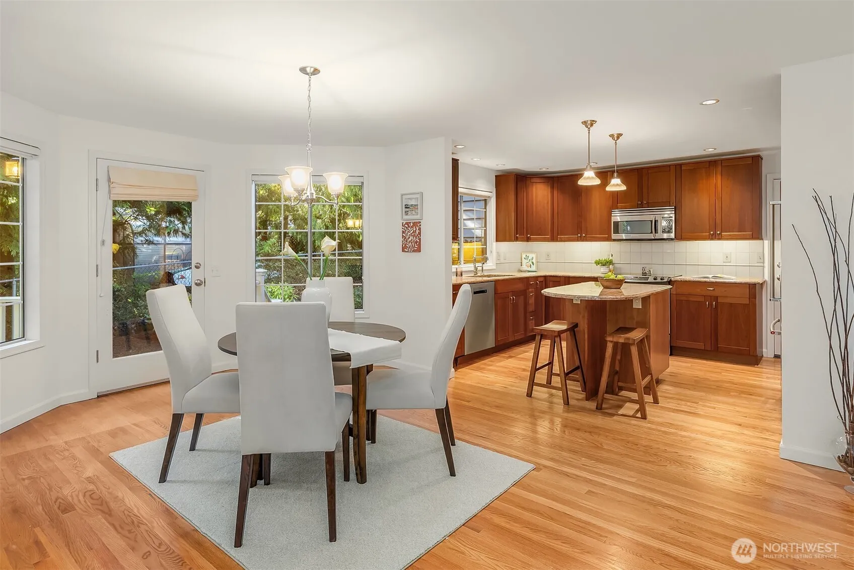 Property photo for 13029 3rd Avenue Ne #d, Seattle photo 5