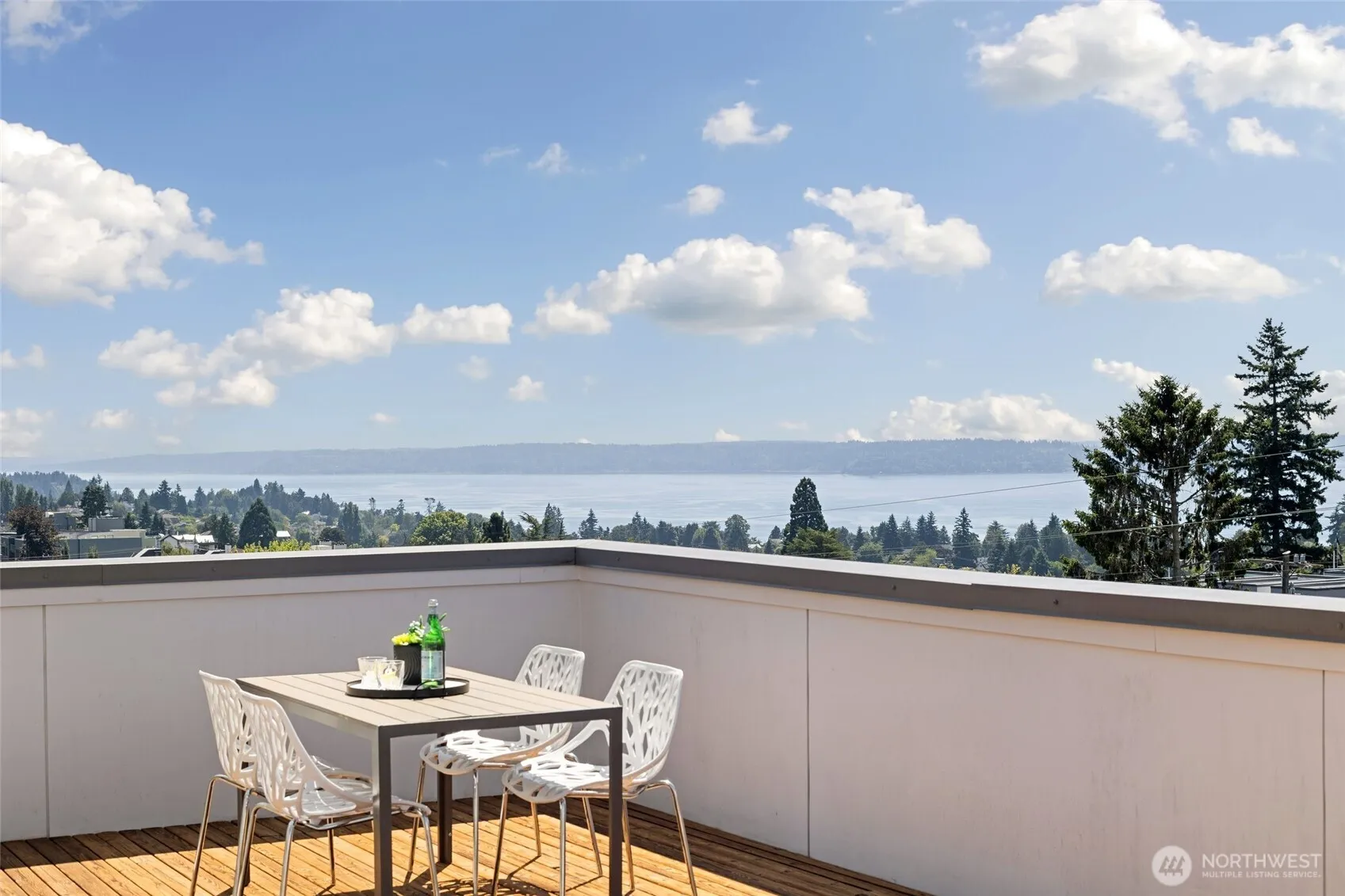 Property photo for 4151 California Avenue Sw #a, Seattle